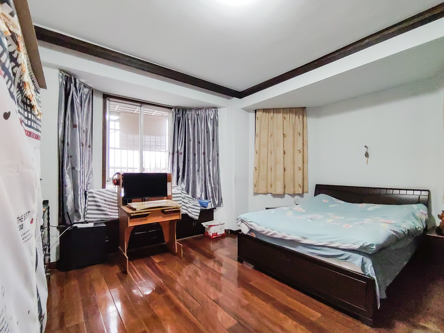 山水人家一二期 2室2厅1卫 48.0万 山水人家一二期 2室2厅1卫 48.0万卧室