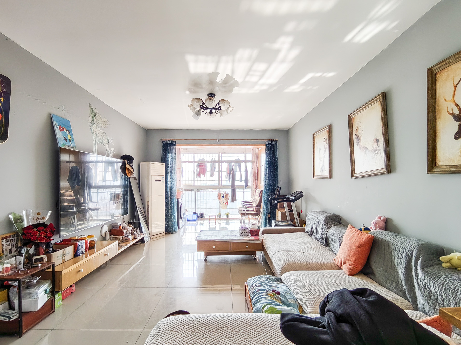 紫晶城  3室2厅1卫    50.5万 紫晶城  3室2厅1卫    50.5万客厅