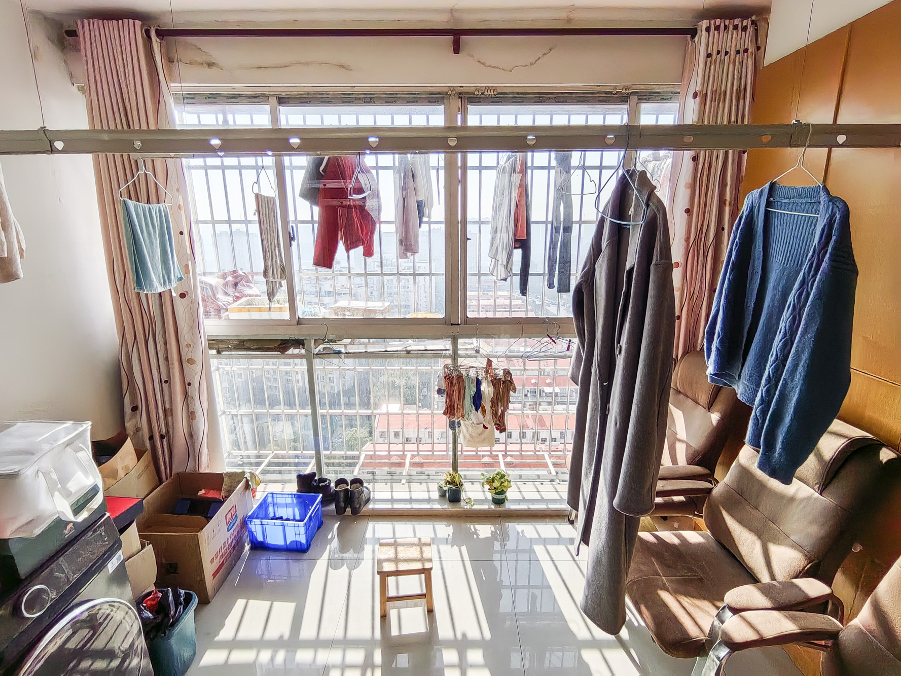 紫晶城  3室2厅1卫    50.5万 紫晶城  3室2厅1卫    50.5万阳台