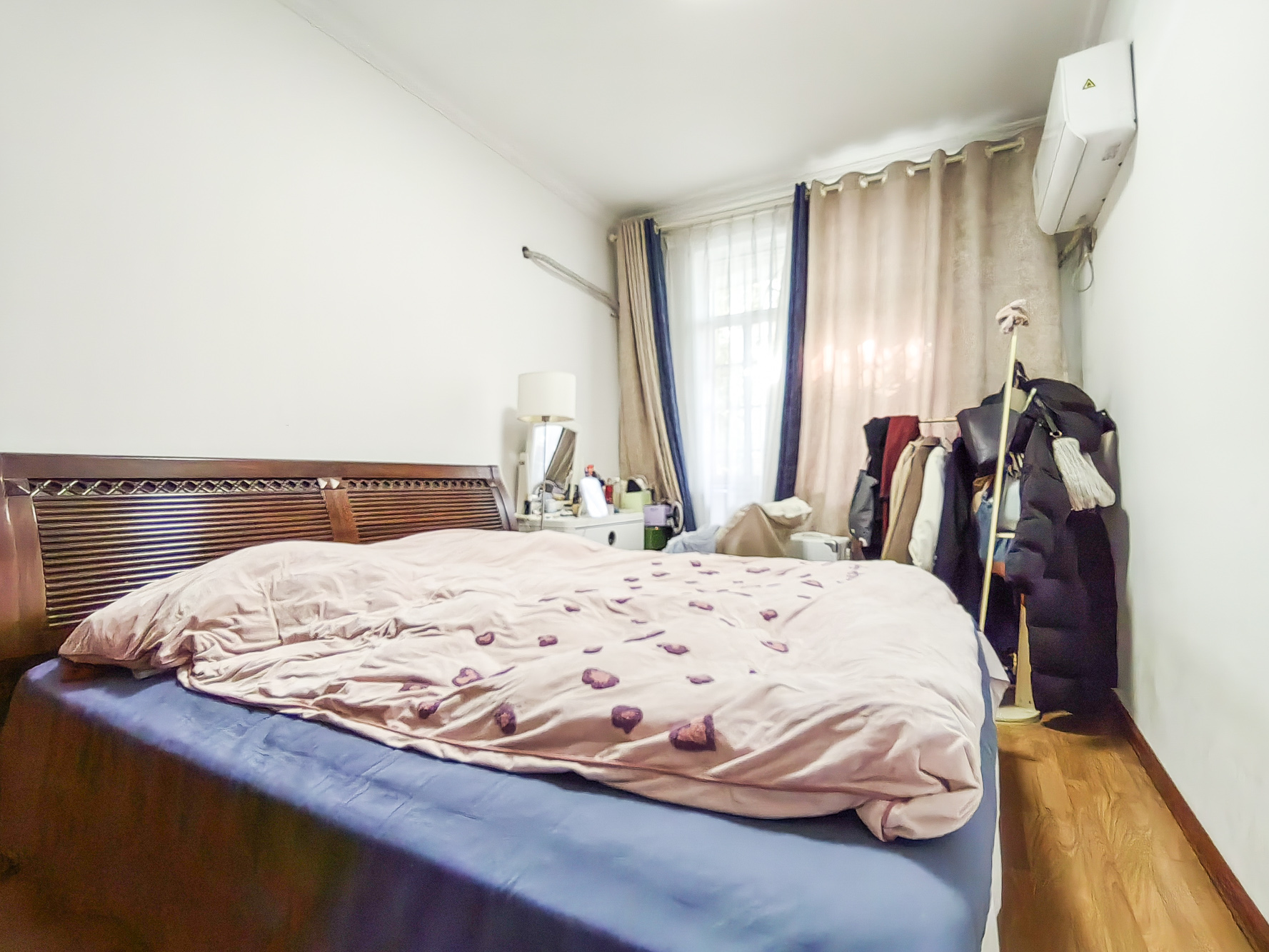 欣安小区  3室2厅1卫   67.80万卧室