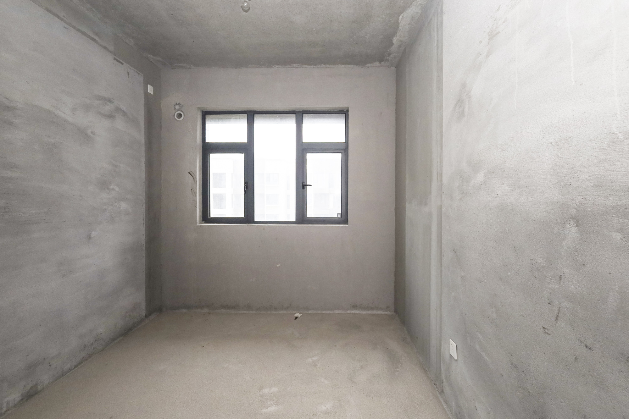 地铁中建君和城  3室2厅2卫   86.00万卧室
