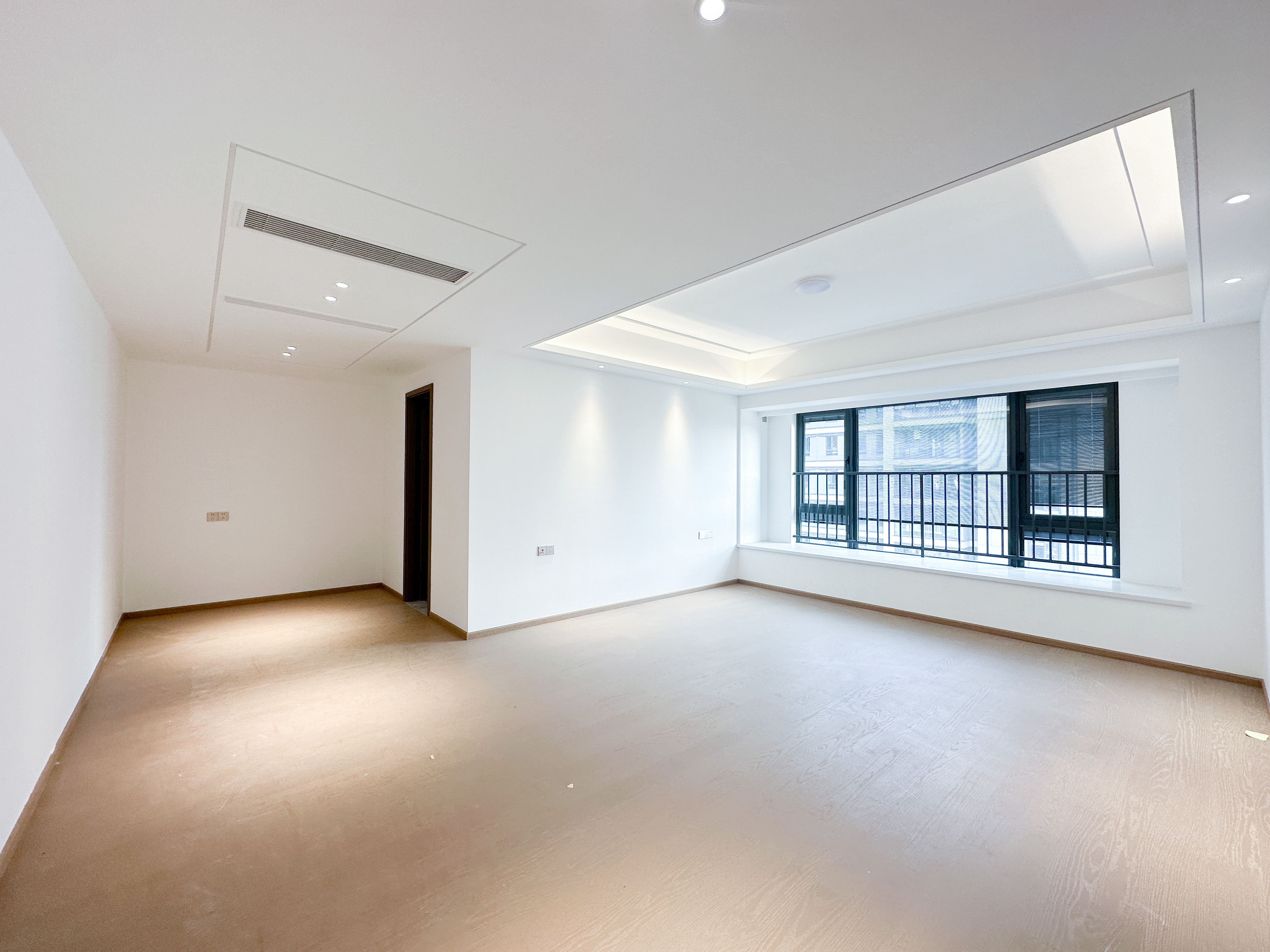 嘉臣道 4室2厅2卫 410.0万 嘉臣道 4室2厅2卫 410.0万卧室