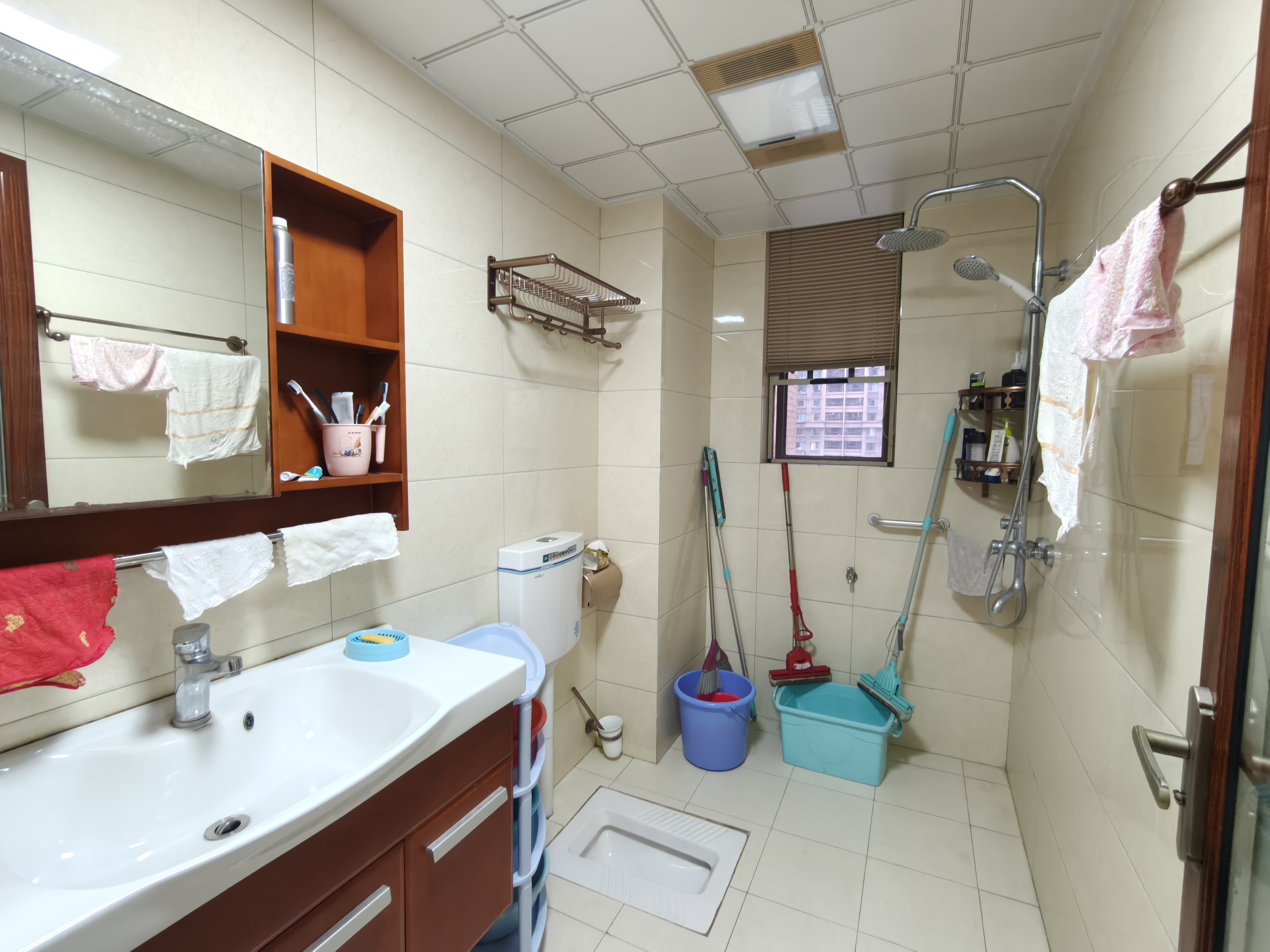 奥园养生城 4室2厅2卫 99.8万 奥园养生城 4室2厅2卫 99.8万室内图