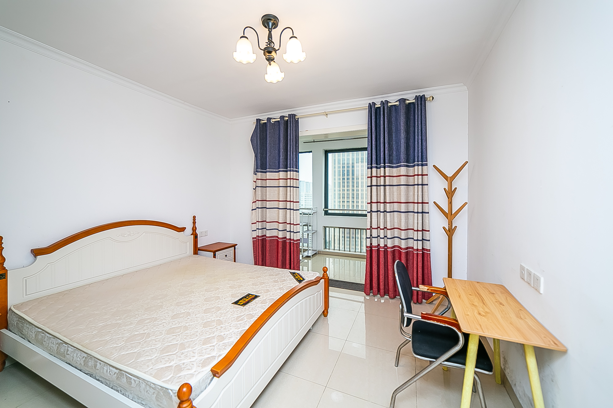 芙蓉蓉苑 2室1厅1卫 68.0万 芙蓉蓉苑 2室1厅1卫 68.0万卧室