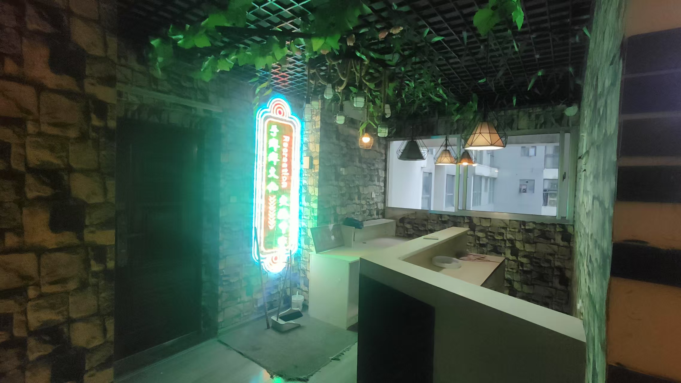 大汉希尔顿 4室2厅2卫 98.0万 大汉希尔顿 4室2厅2卫 98.0万室内图