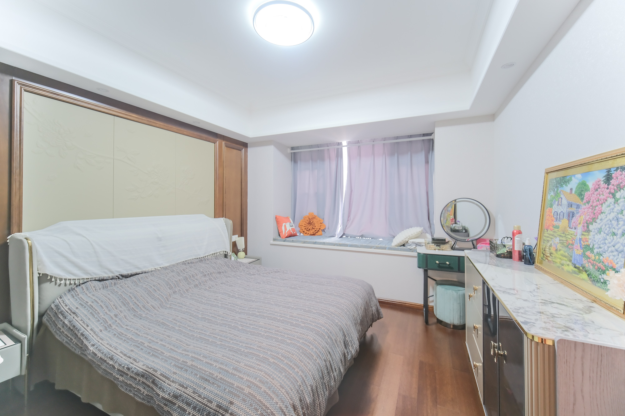 运达锦绣广场 5室2厅3卫 315.0万 运达锦绣广场 5室2厅3卫 315.0万卧室