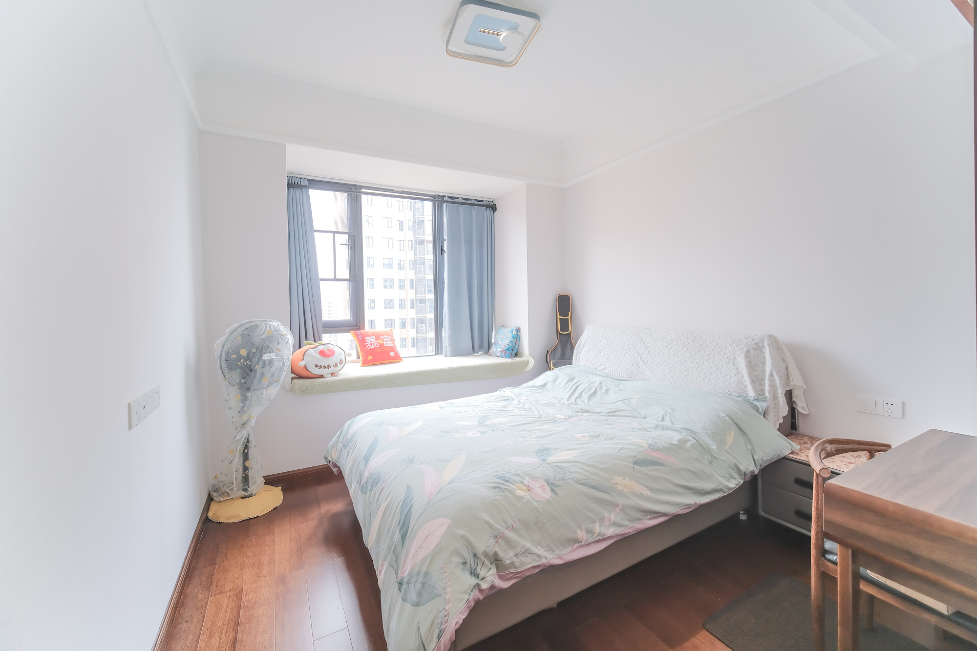 运达锦绣广场 5室2厅3卫 315.0万 运达锦绣广场 5室2厅3卫 315.0万卧室