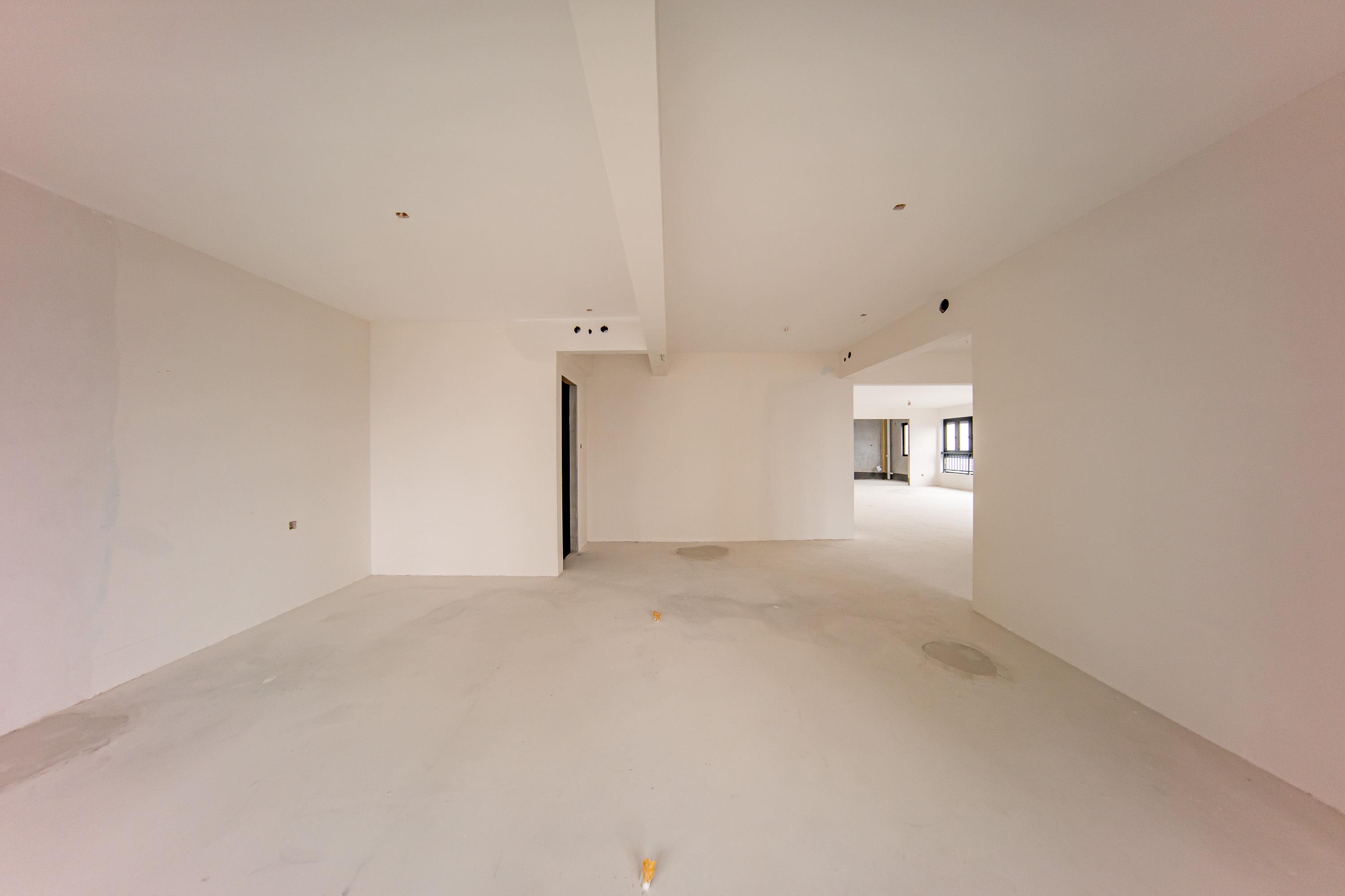 建投象山国际  5室2厅2卫   248.00万卧室