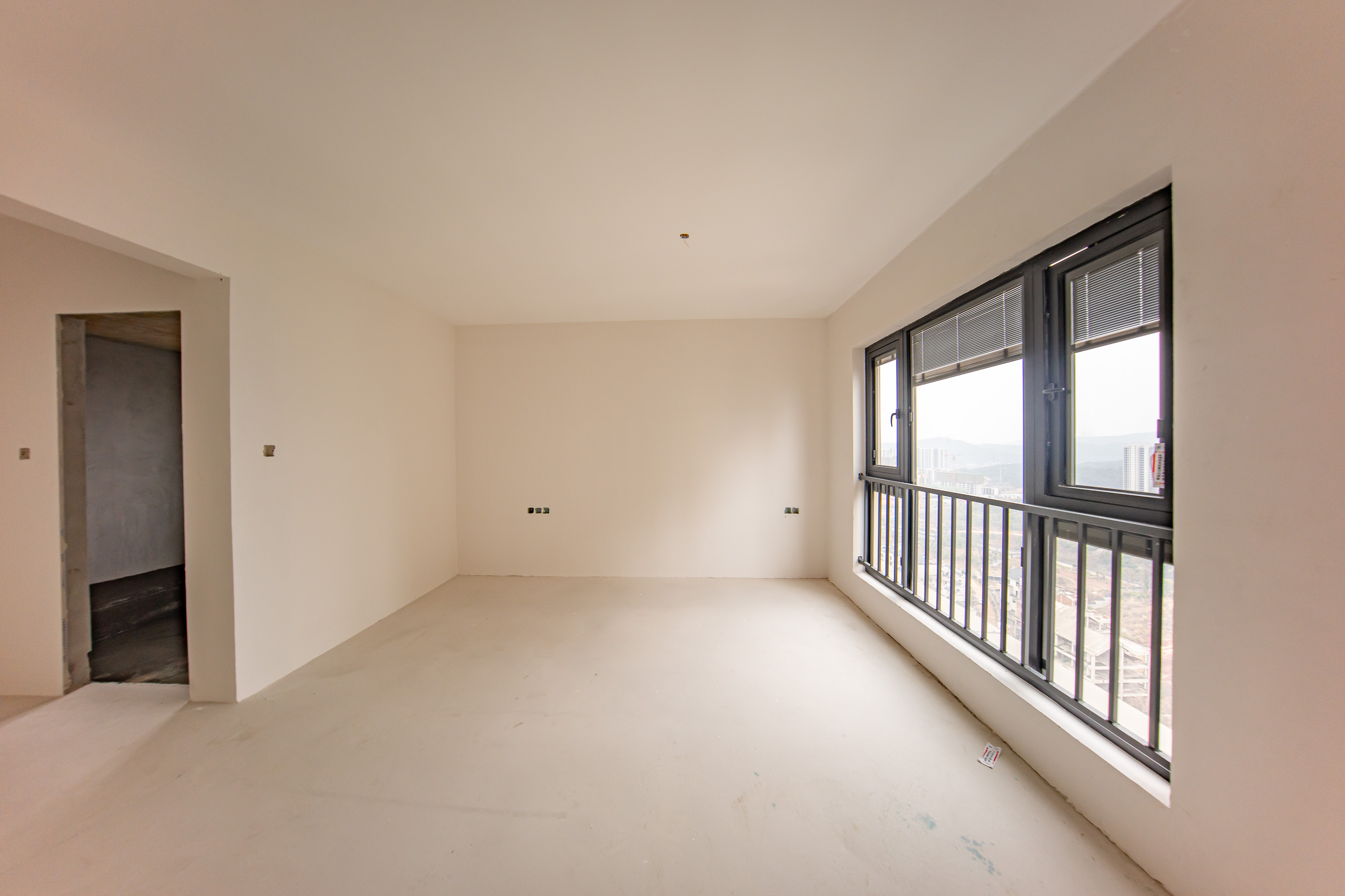 建投象山国际  5室2厅2卫   248.00万卧室