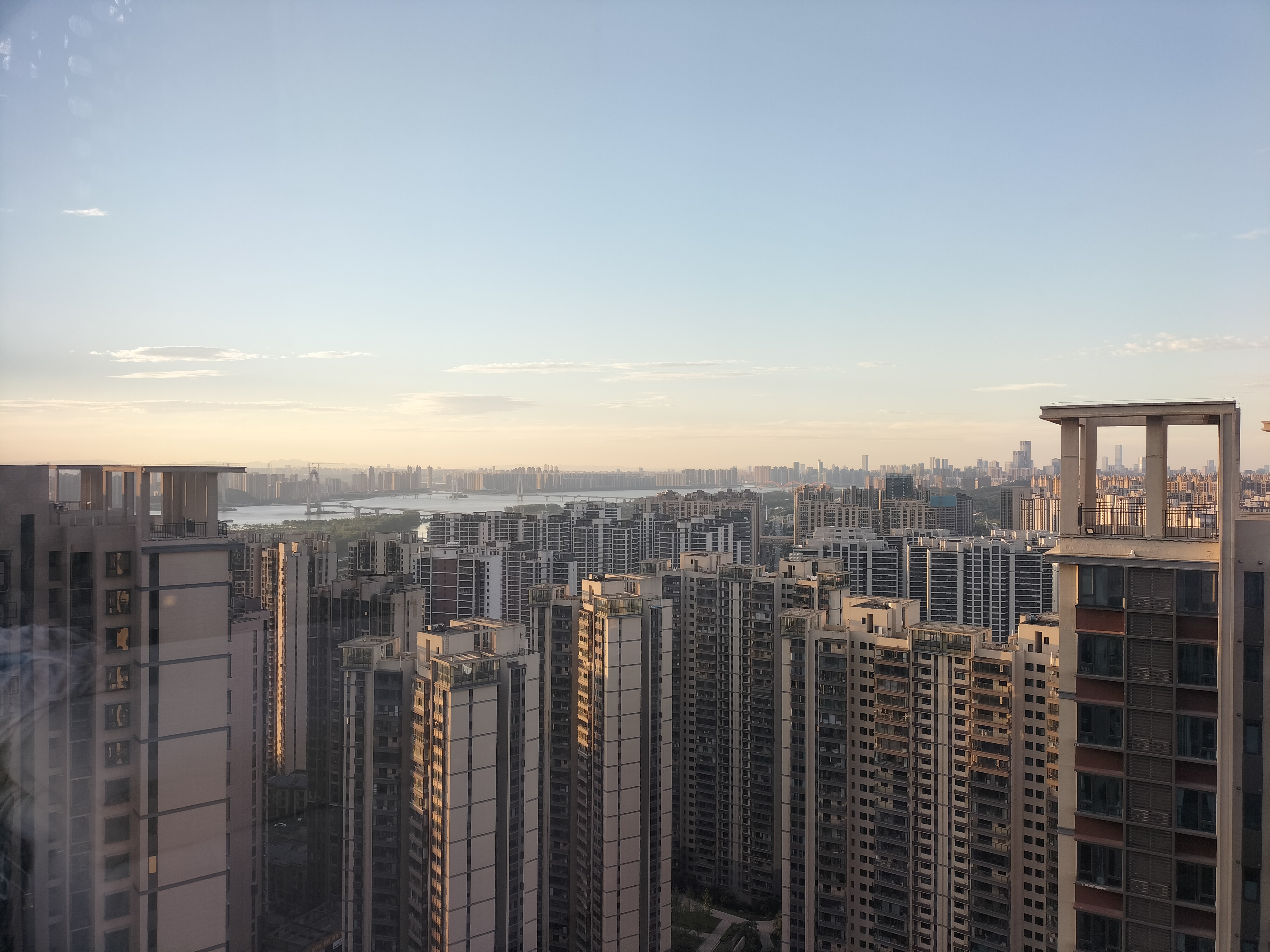 万润滨江天著 4室2厅2卫 129.0万 万润滨江天著 4室2厅2卫 129.0万其他