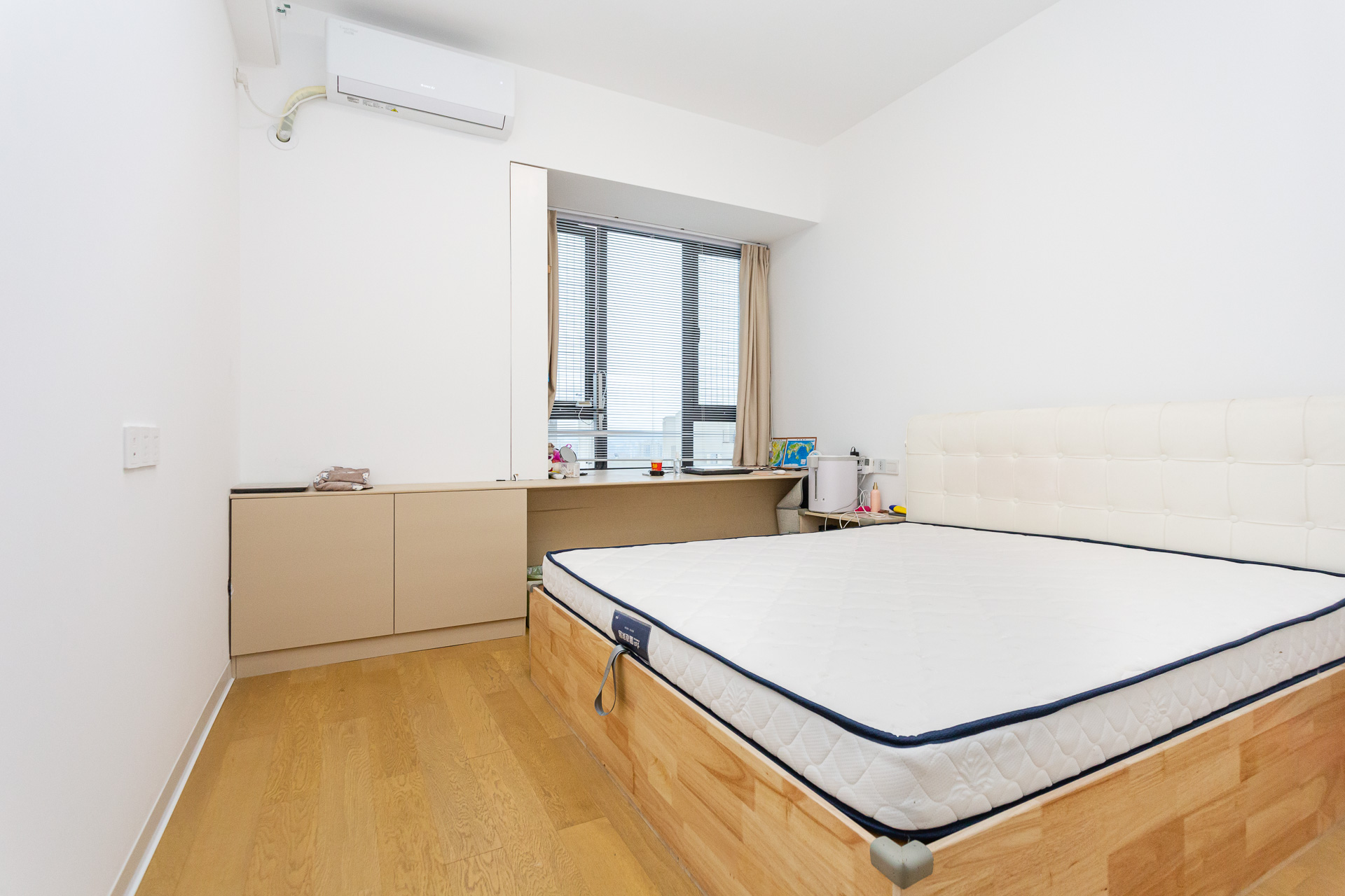 万润滨江天著 4室2厅2卫 129.0万 万润滨江天著 4室2厅2卫 129.0万卧室