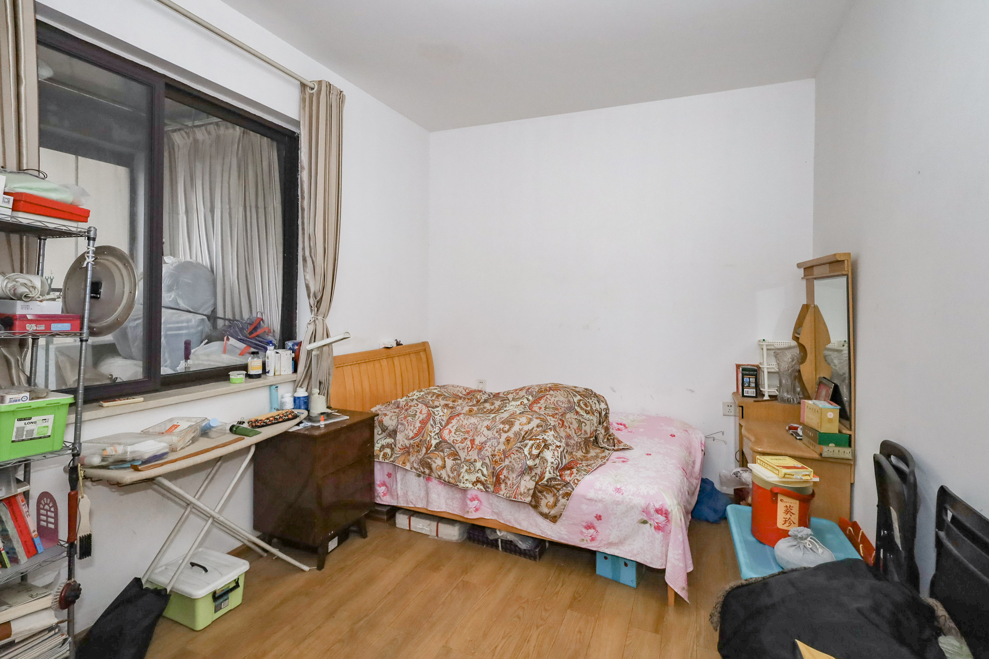 旭辉藏郡(藏郡、旭湘华府)  2室1厅1卫    168.0万 旭辉藏郡(藏郡、旭湘华府)  2室1厅1卫    168.0万卧室