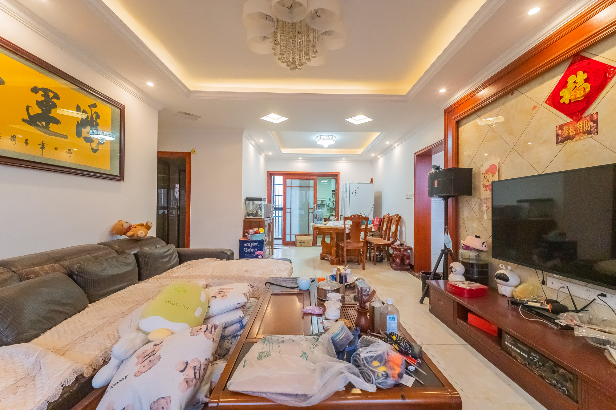 家和院  3室2厅1卫    121.9万 家和院  3室2厅1卫    121.9万客厅