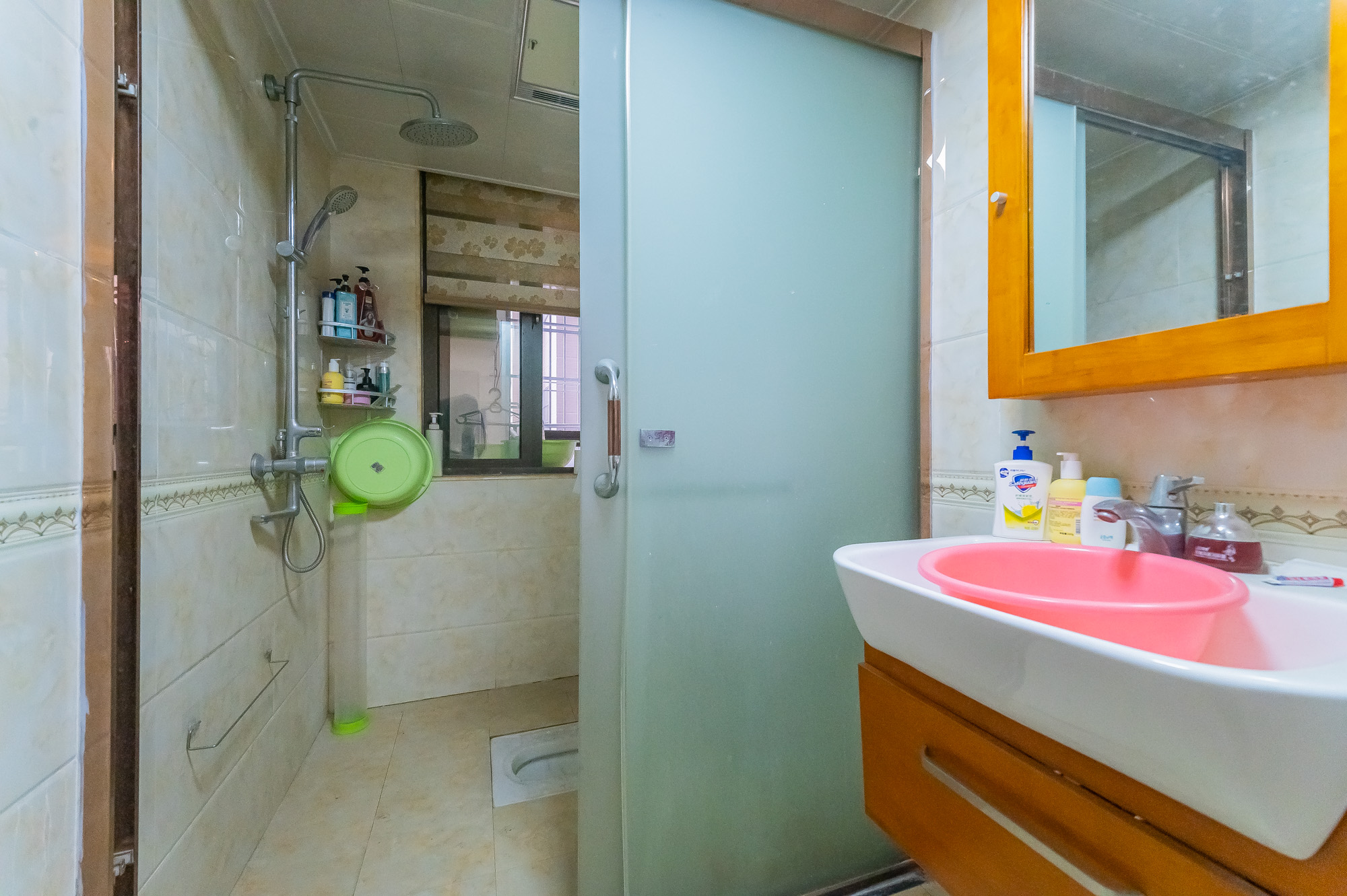 家和院  3室2厅1卫    121.9万 家和院  3室2厅1卫    121.9万卫生间