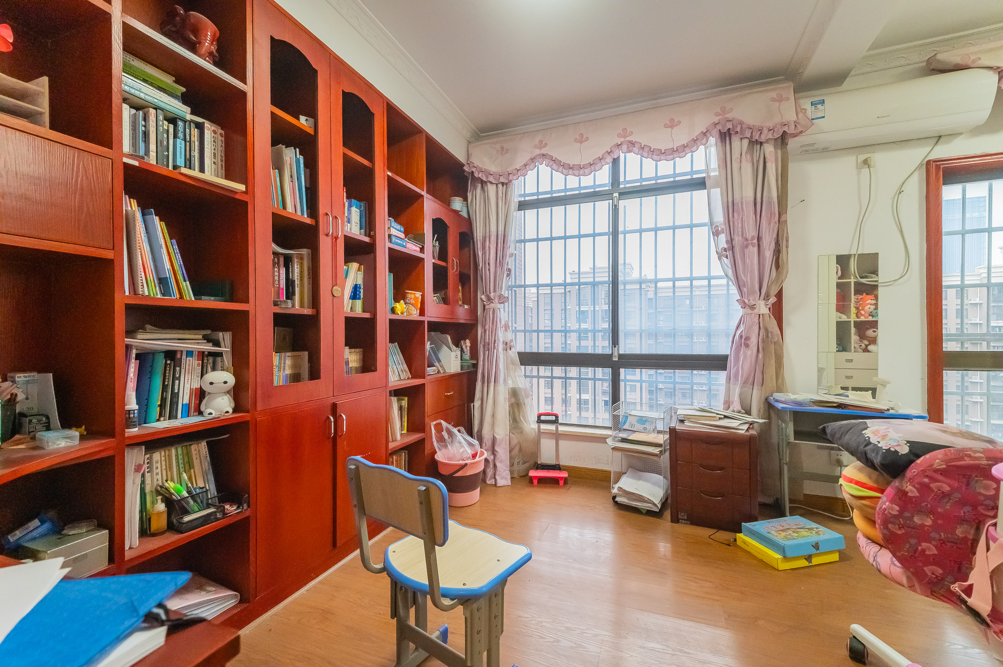 家和院  3室2厅1卫    121.9万 家和院  3室2厅1卫    121.9万卧室