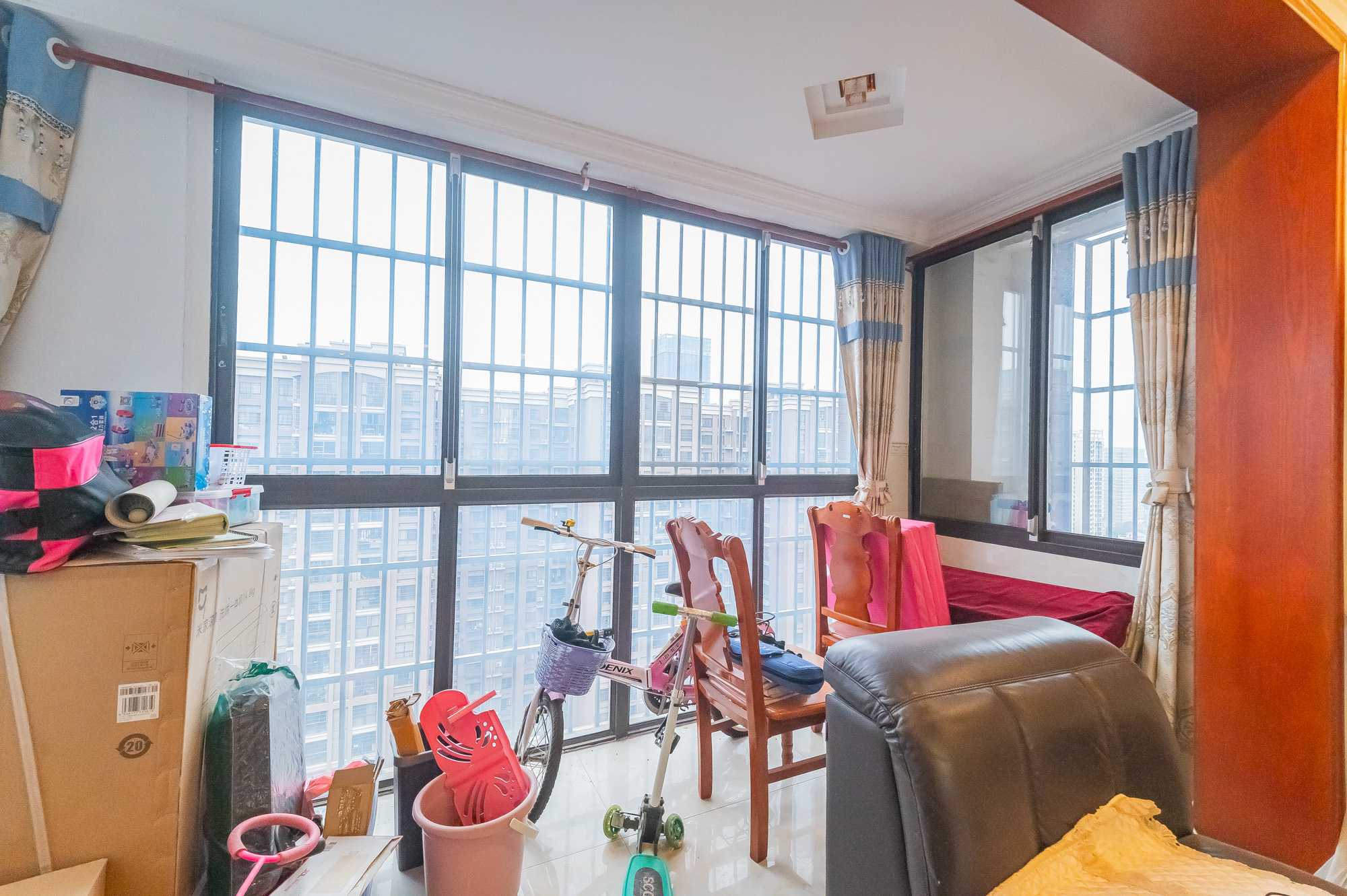 家和院  3室2厅1卫    121.9万 家和院  3室2厅1卫    121.9万阳台