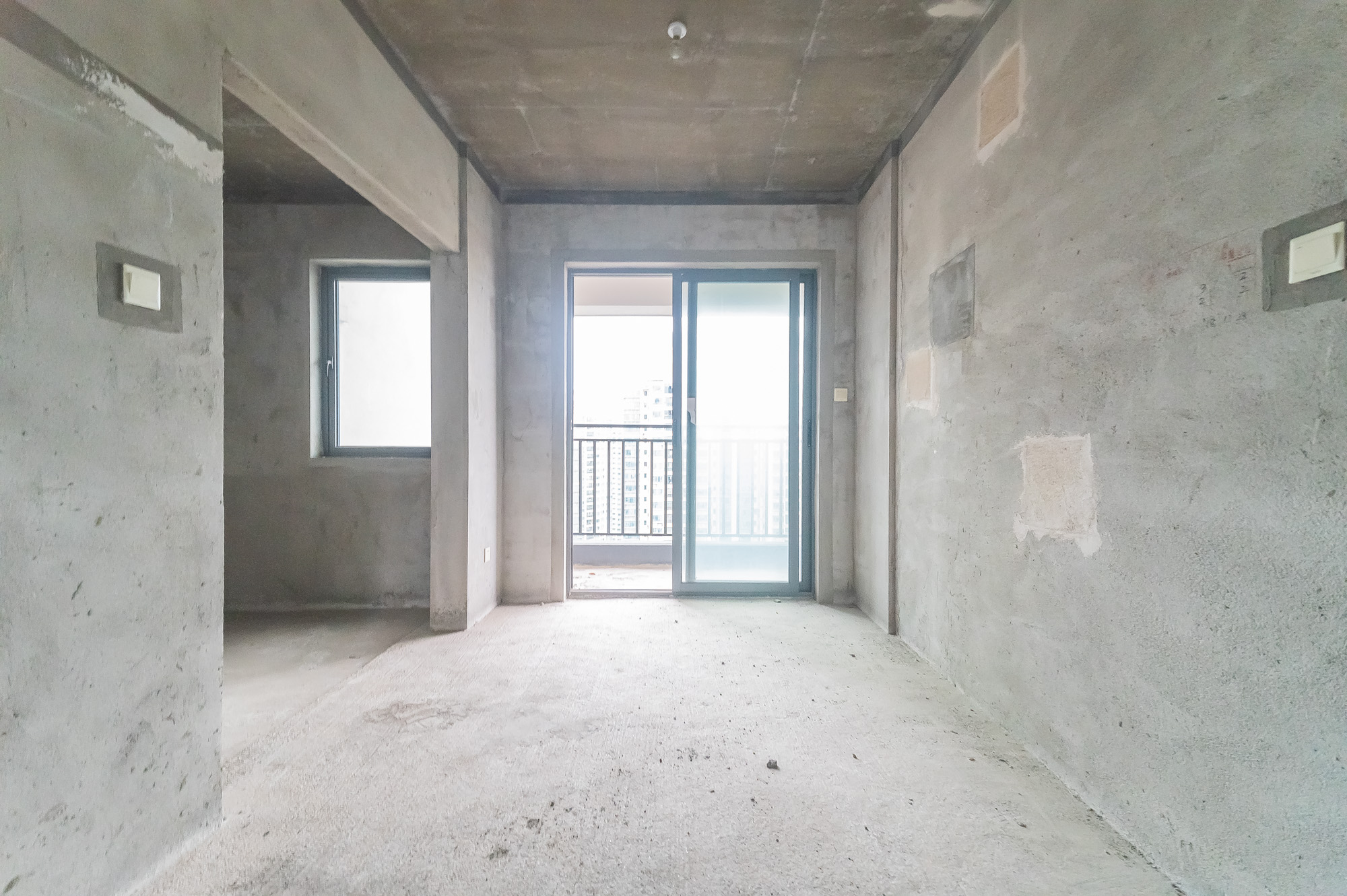 中建悦和城  4室2厅2卫   128.00万其他