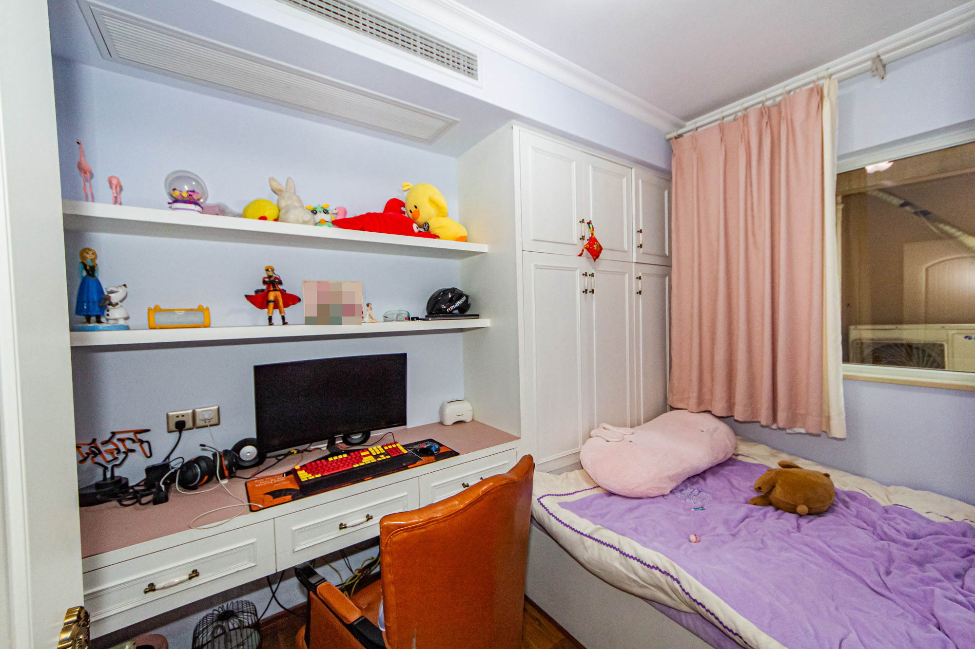 北辰三角洲E4区 3室2厅1卫 135.0万 北辰三角洲E4区 3室2厅1卫 135.0万卧室