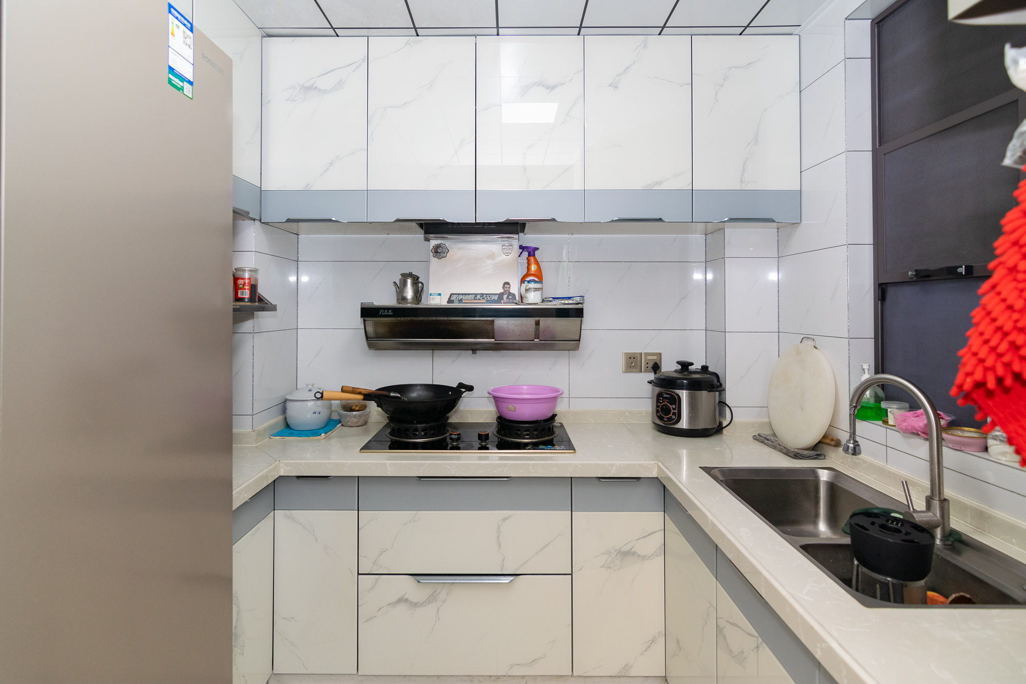 华润桃源里  3室2厅2卫    68.8万 华润桃源里  3室2厅2卫    68.8万厨房