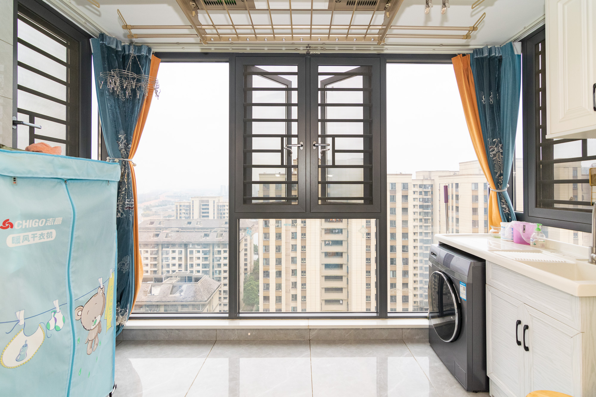 华润桃源里  3室2厅2卫    68.8万 华润桃源里  3室2厅2卫    68.8万阳台