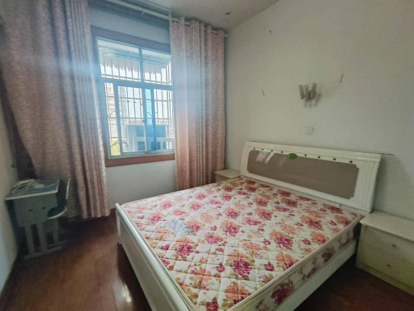 中兴村 2室1厅1卫 12.0万 中兴村 2室1厅1卫 12.0万室内图