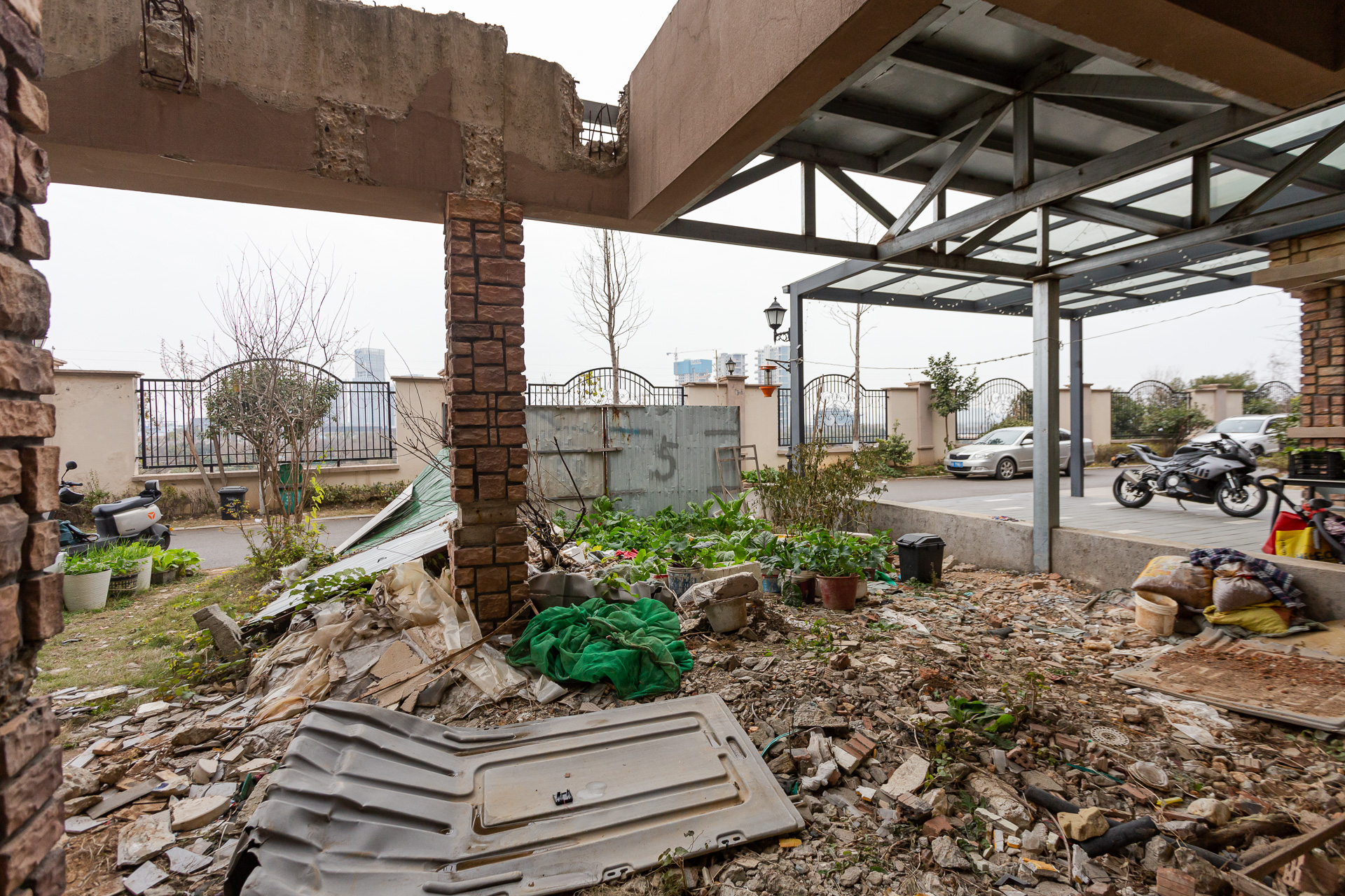 盈峰翠邸  4室2厅2卫    103.0万 盈峰翠邸  4室2厅2卫    103.0万其他