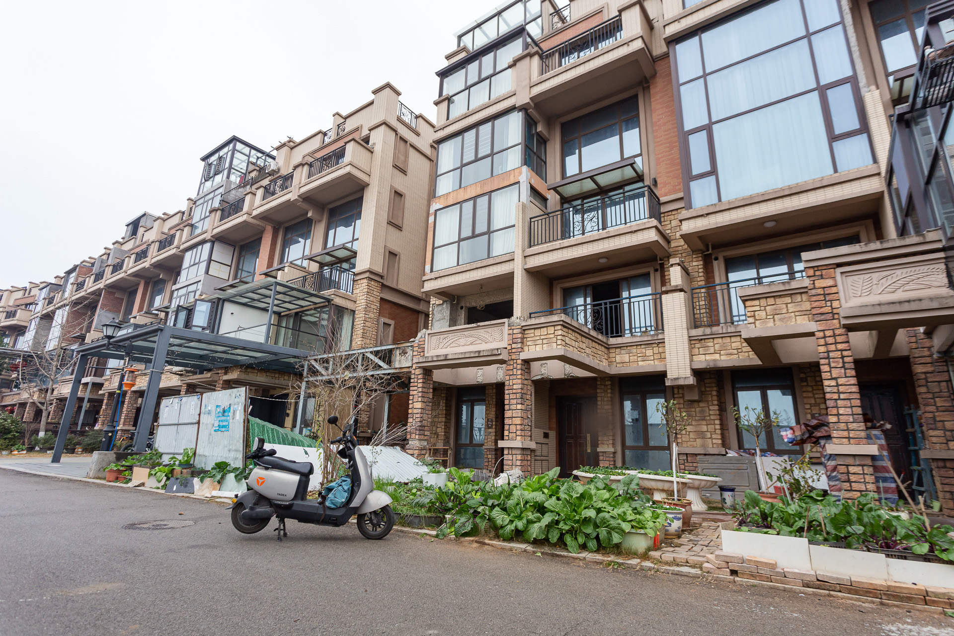 盈峰翠邸  4室2厅2卫    103.0万 盈峰翠邸  4室2厅2卫    103.0万其他