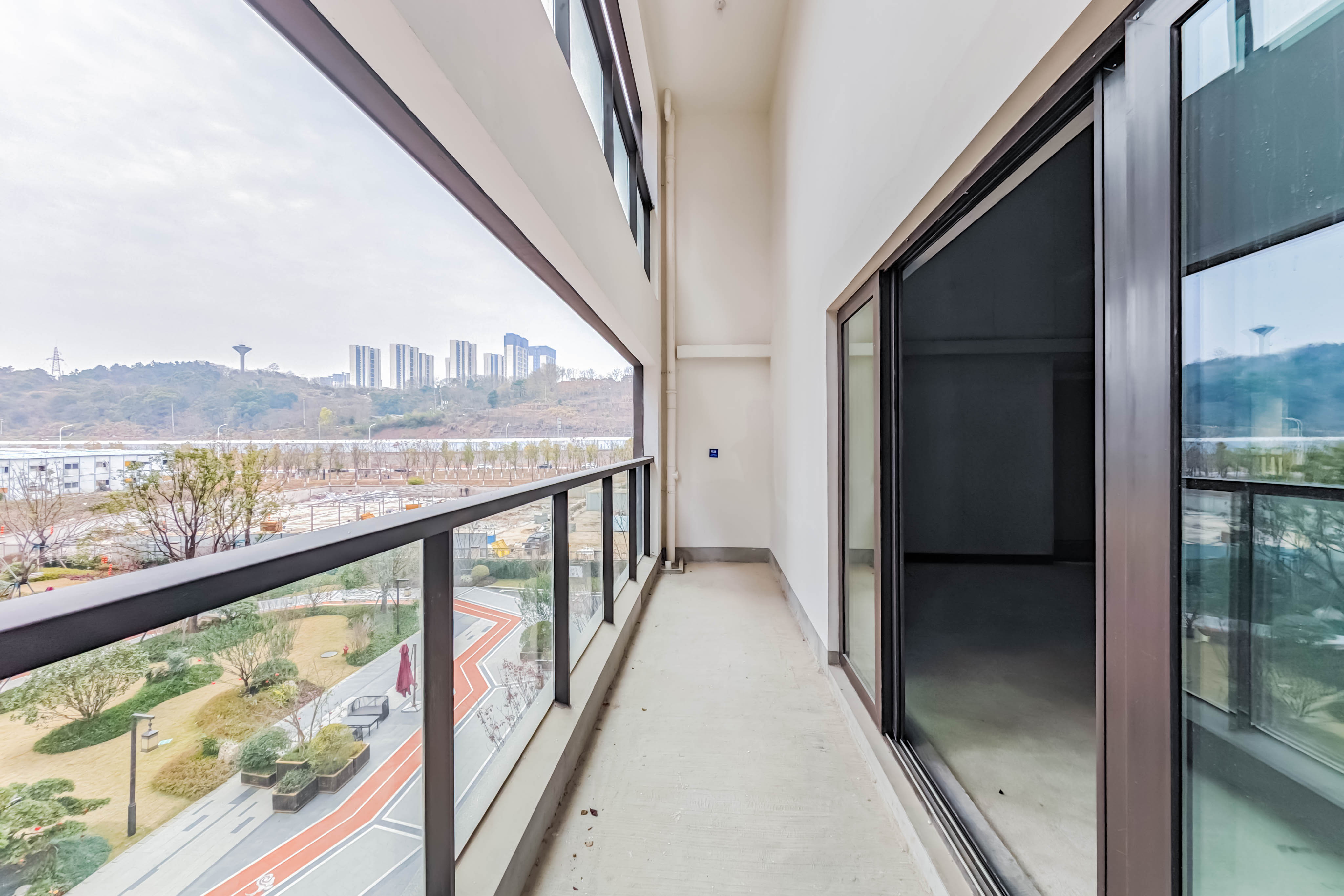 建发玖洲观澜  4室2厅2卫   186.00万其他