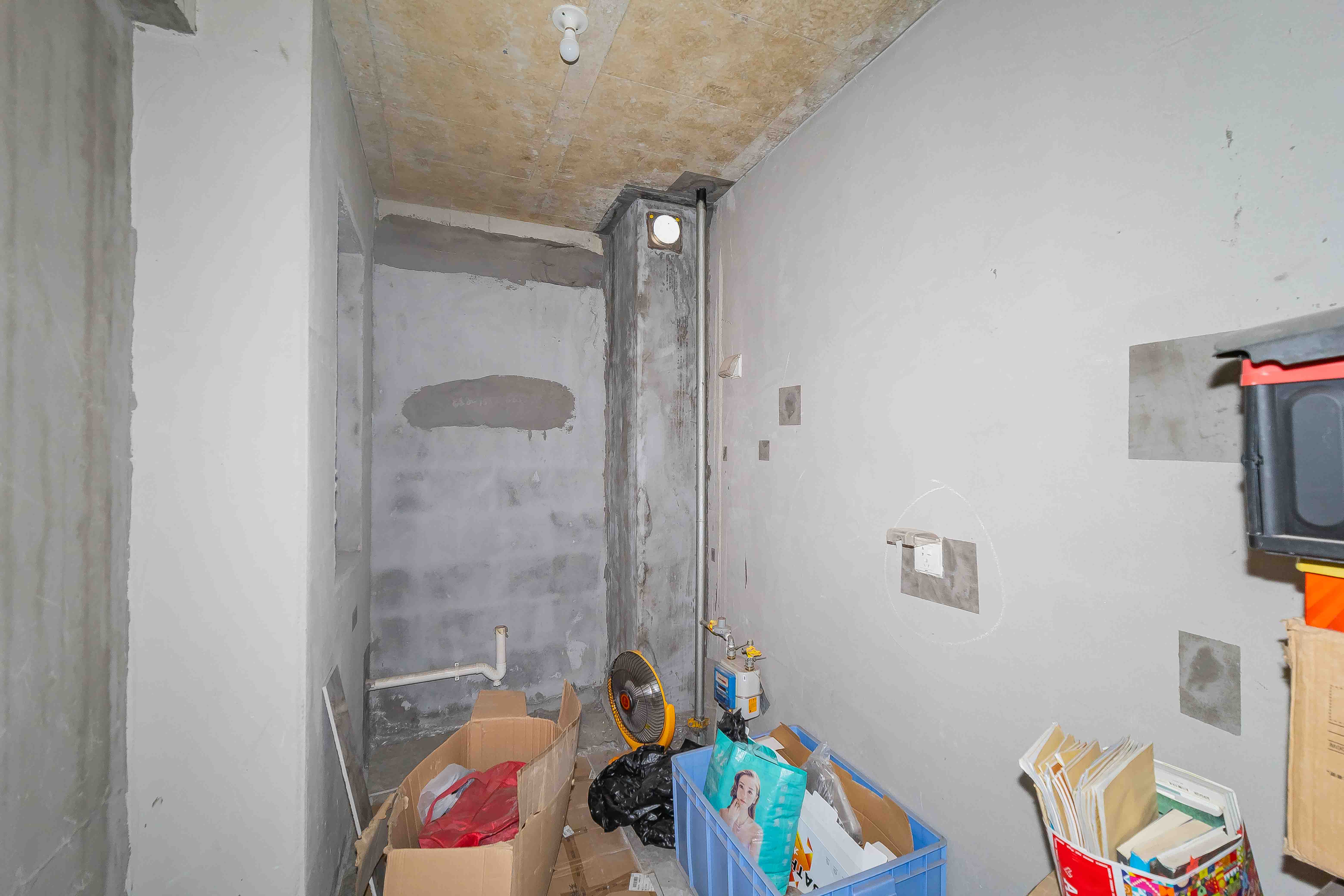 建发中央悦府  3室2厅2卫   125.00万其他