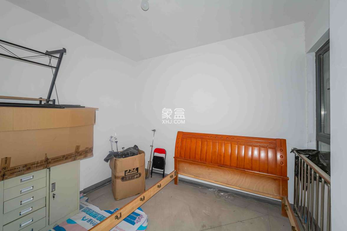 建发中央悦府  3室2厅2卫    125.0万 建发中央悦府  3室2厅2卫    125.0万卧室