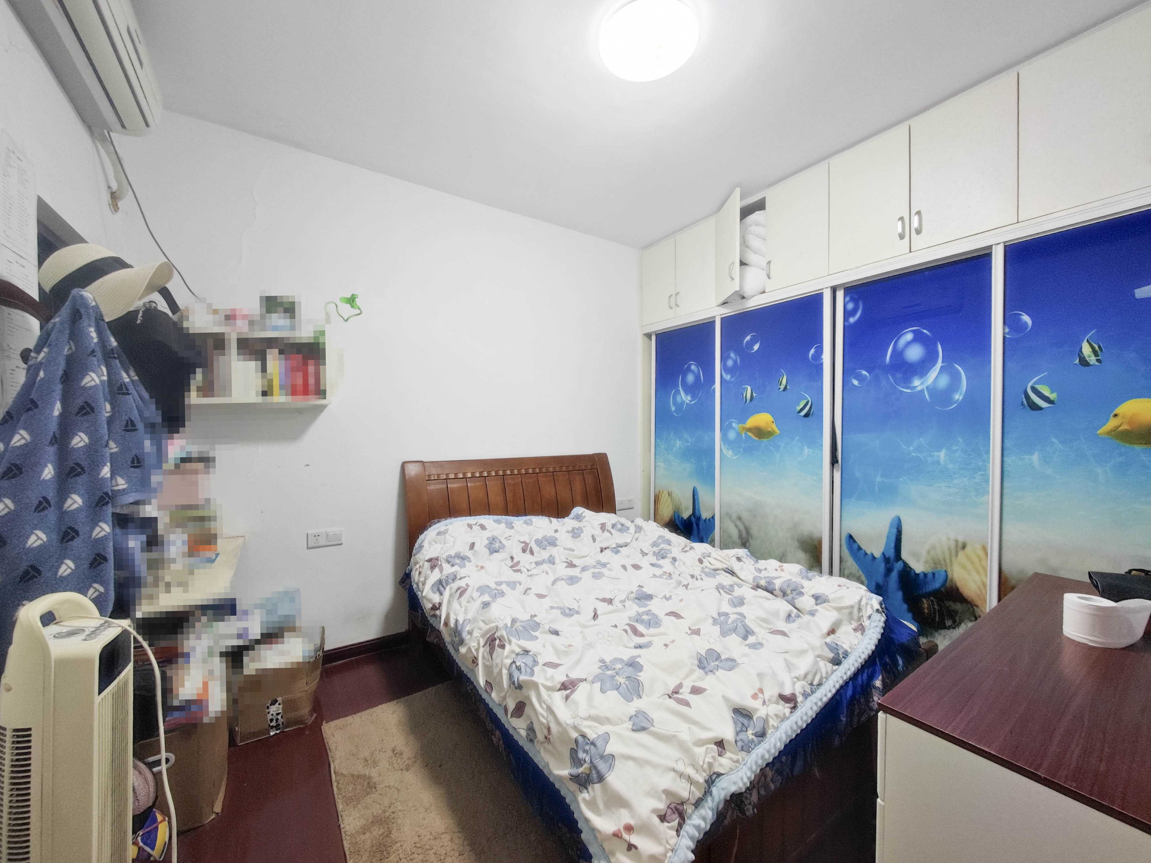 翡翠云天  2室2厅1卫   69.80万卧室