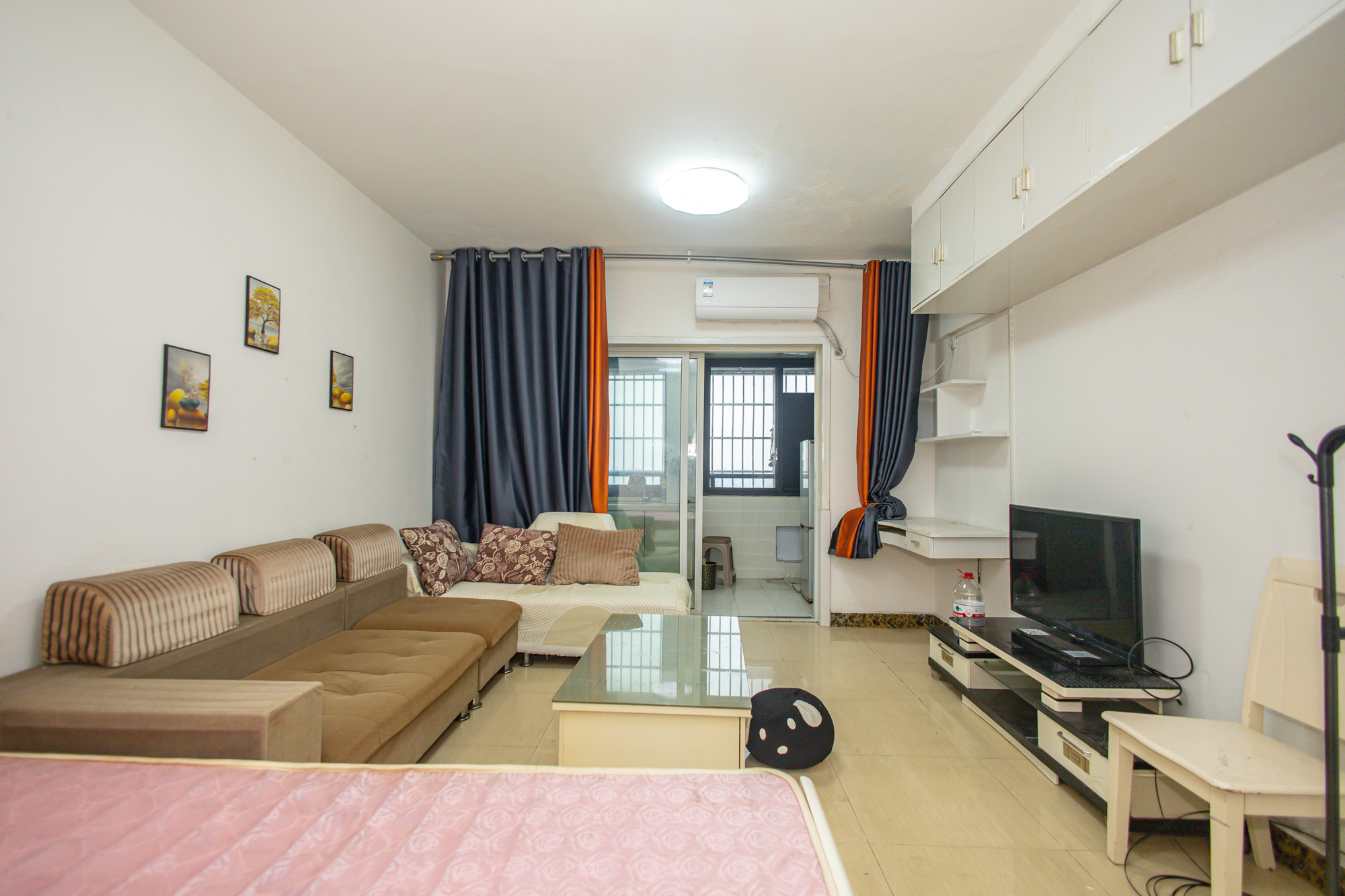 尚都花园城 1室1厅1卫 21.8万 尚都花园城 1室1厅1卫 21.8万客厅