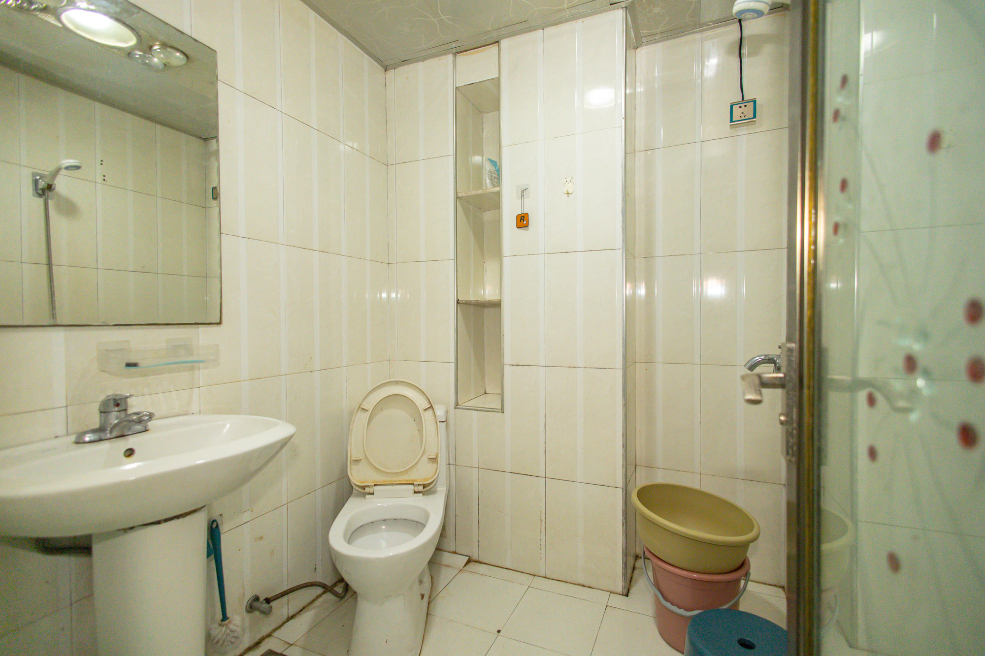 尚都花园城 1室1厅1卫 21.8万 尚都花园城 1室1厅1卫 21.8万卫生间