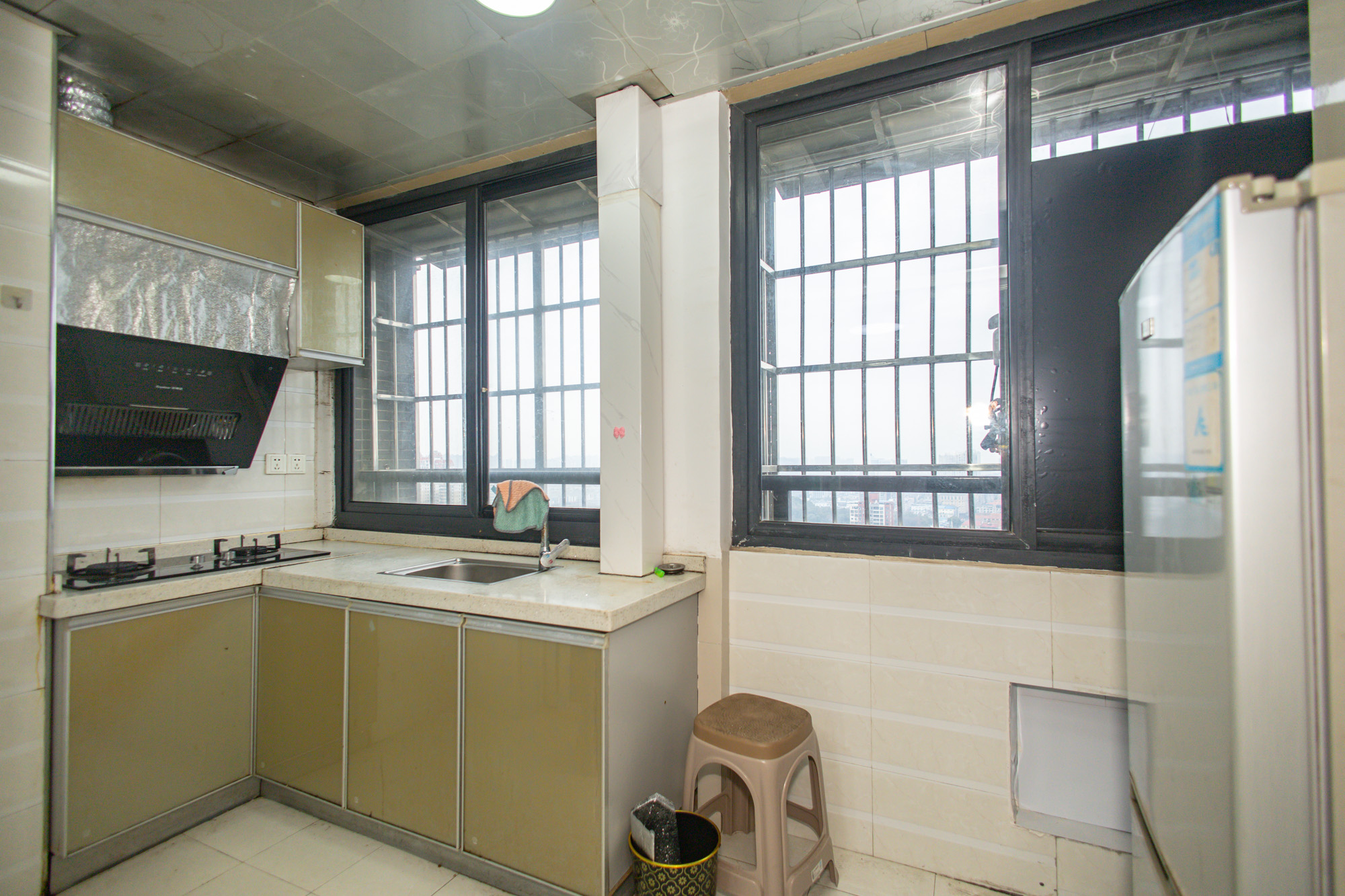 尚都花园城 1室1厅1卫 21.8万 尚都花园城 1室1厅1卫 21.8万阳台