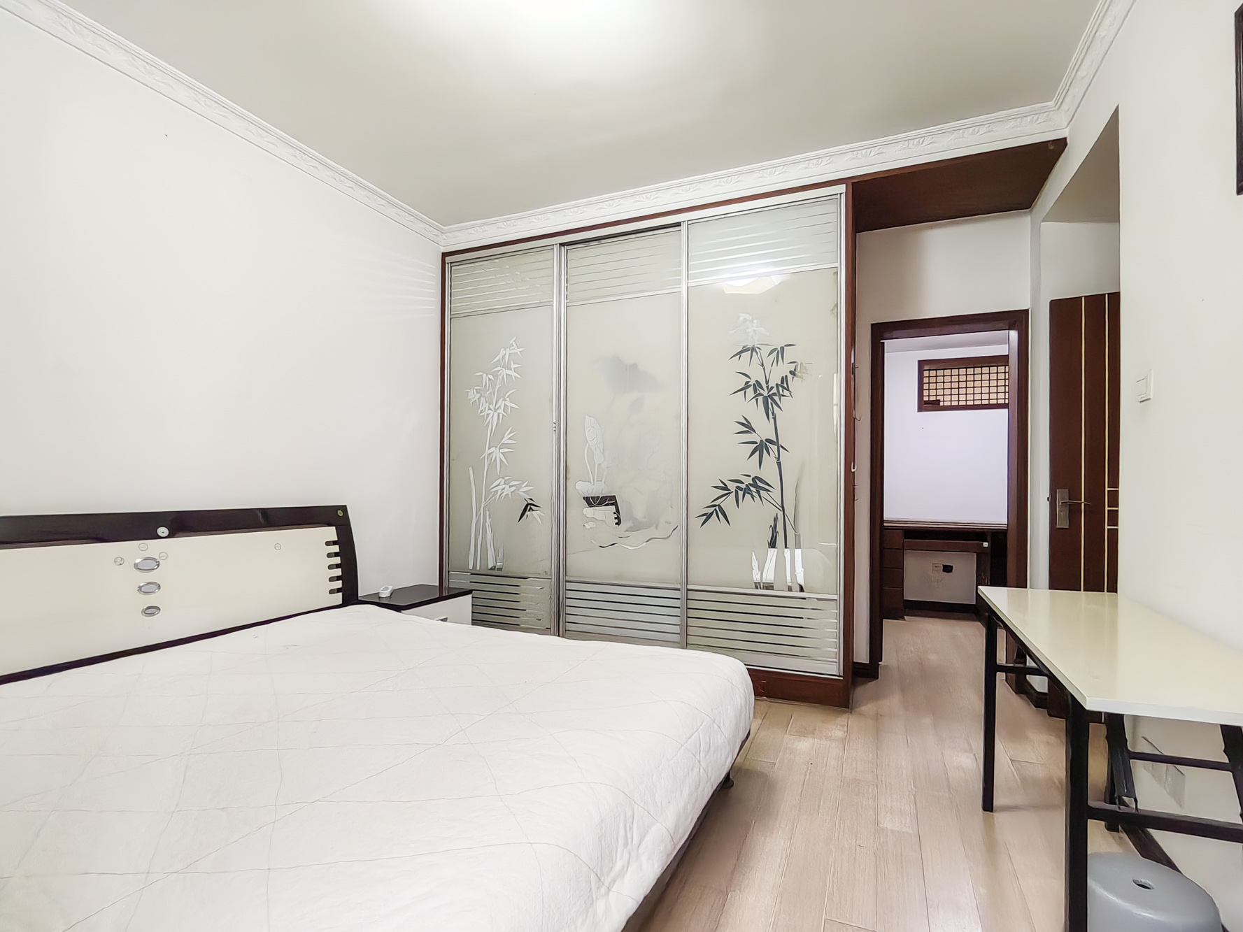 阳光丽景  2室2厅1卫   55.00万卧室