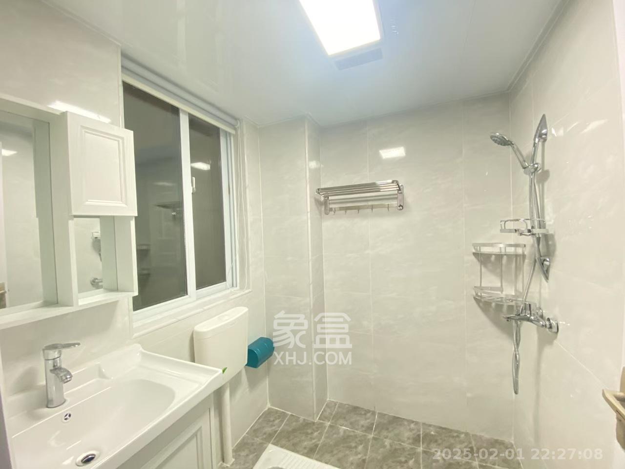 绿地新都会 2室2厅1卫 2000.0元/月 绿地新都会 2室2厅1卫 2000.0元/月室内图