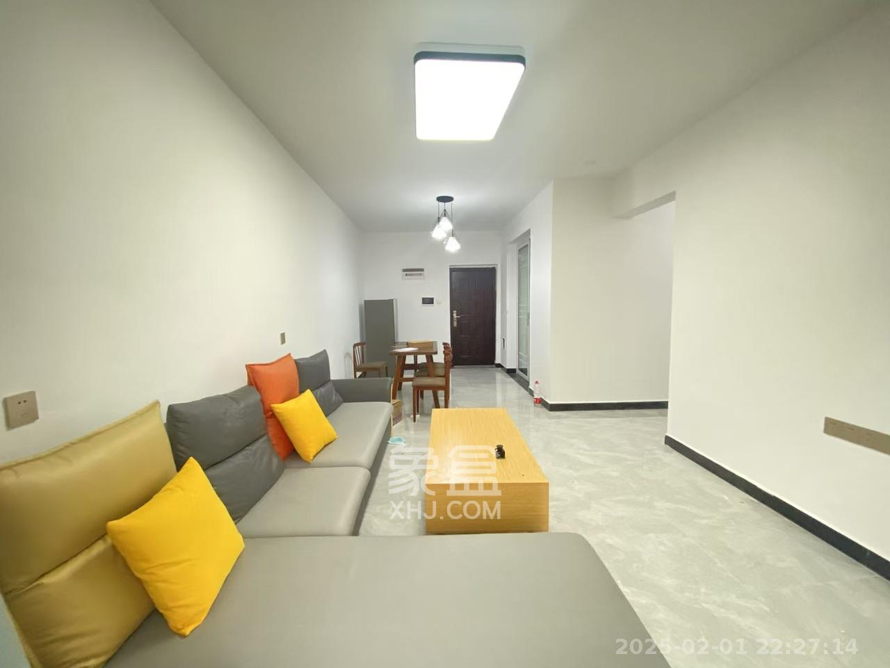 绿地新都会 2室2厅1卫 2000.0元/月 绿地新都会 2室2厅1卫 2000.0元/月室内图