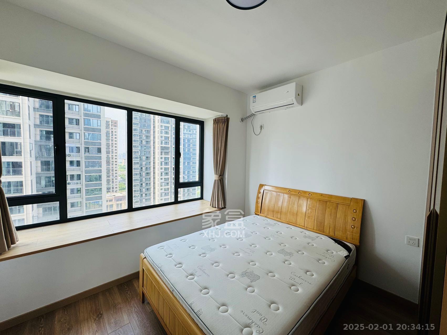 华杰天骄(滨江福源里) 4室2厅2卫 3500.0元/月 华杰天骄(滨江福源里) 4室2厅2卫 3500.0元/月室内图