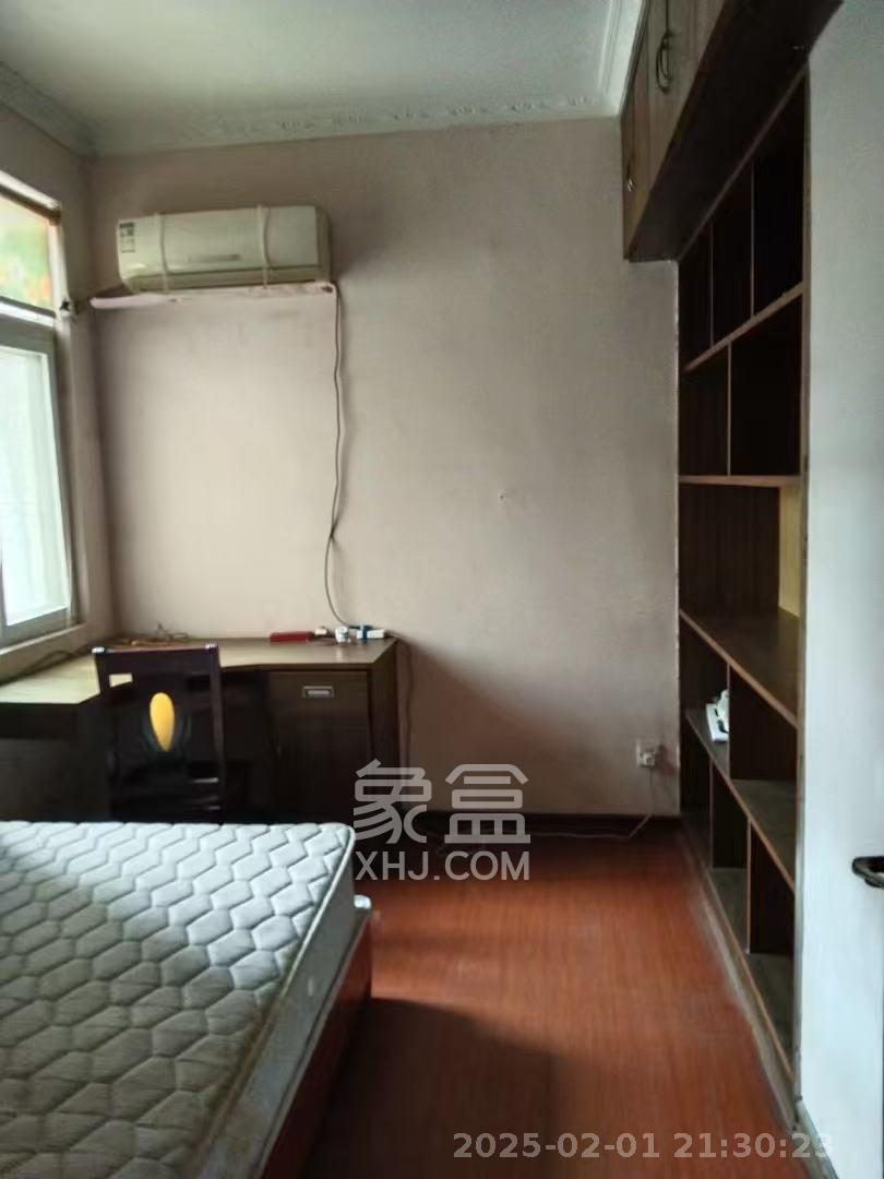 鄱阳小区 1室0厅0卫 1800.0元/月 鄱阳小区 1室0厅0卫 1800.0元/月室内图