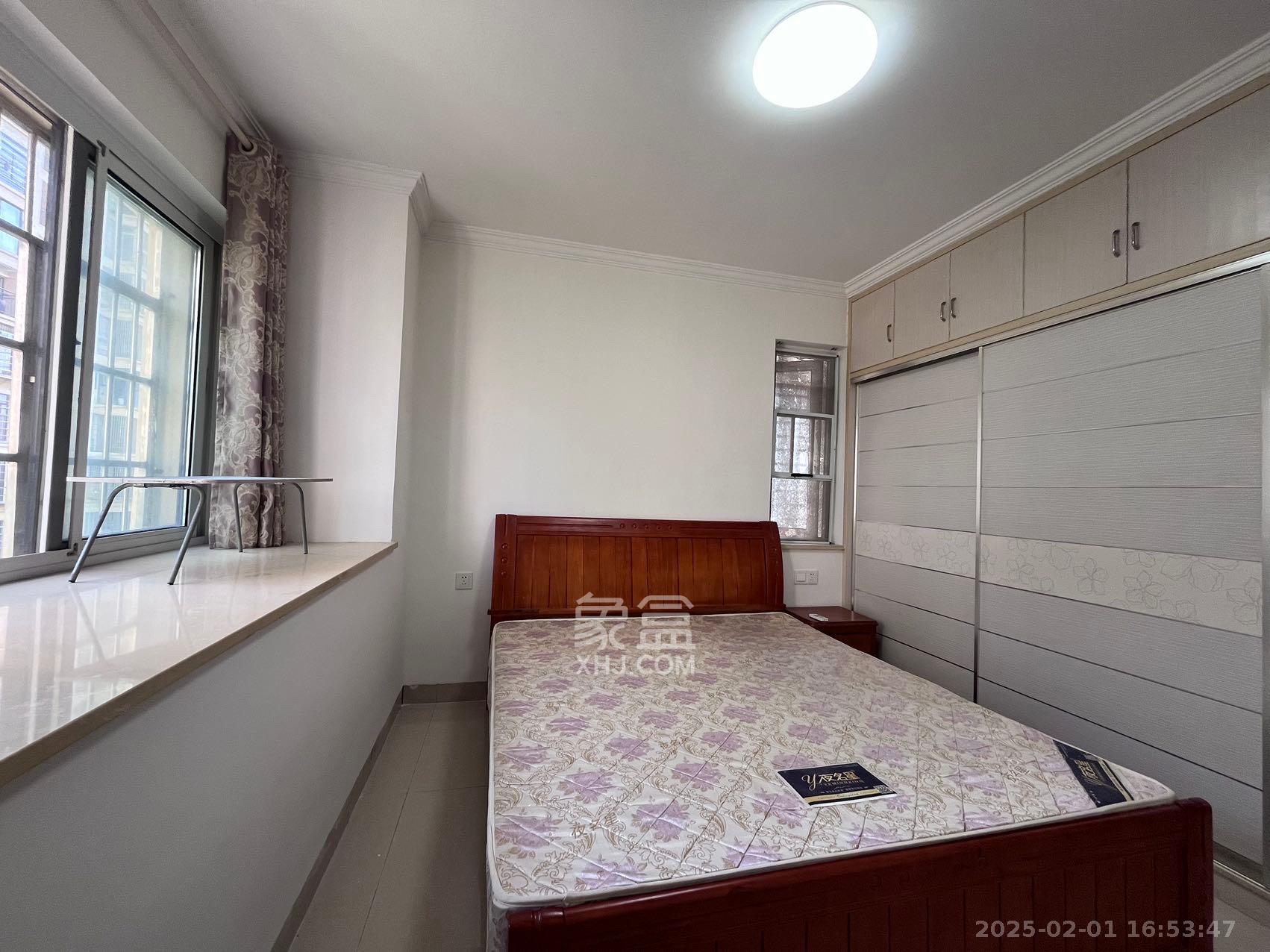 和康园小区 3室2厅1卫 1800.0元/月 和康园小区 3室2厅1卫 1800.0元/月室内图