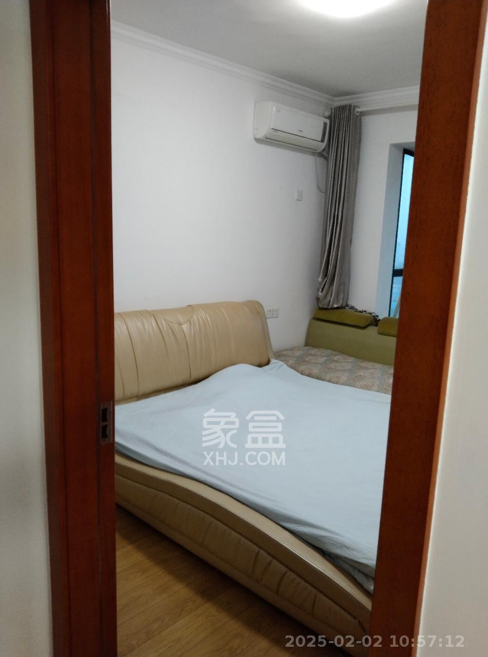 湘峰广场 2室2厅1卫 1500.0元/月 湘峰广场 2室2厅1卫 1500.0元/月室内图