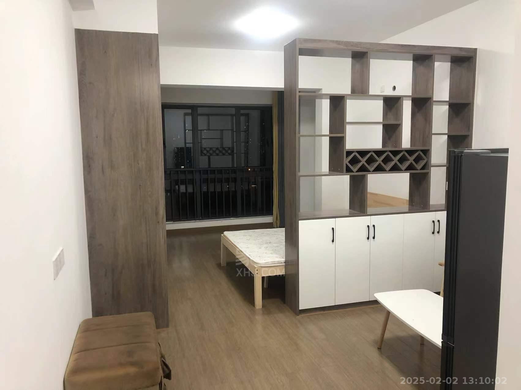 山水洲城华晨第一城 1室1厅1卫 1600.0元/月 山水洲城华晨第一城 1室1厅1卫 1600.0元/月室内图