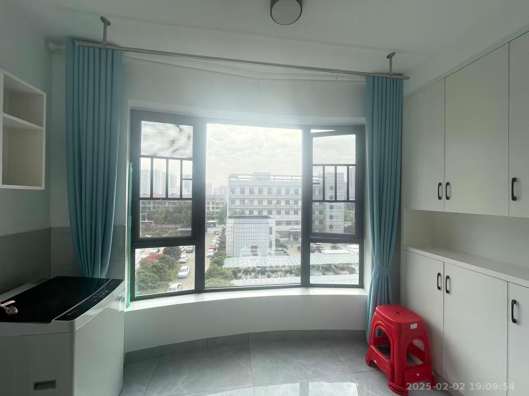 嘉雨兴园  2室1厅1卫    2600.0元/月 嘉雨兴园  2室1厅1卫    2600.0元/月室内图