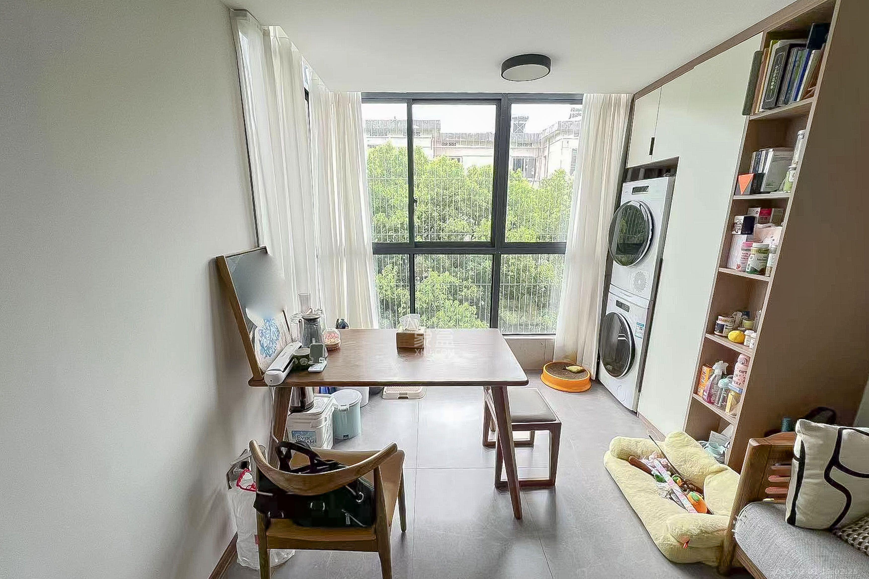 中南大学南校区 1室1厅1卫 2600.0元/月 中南大学南校区 1室1厅1卫 2600.0元/月室内图