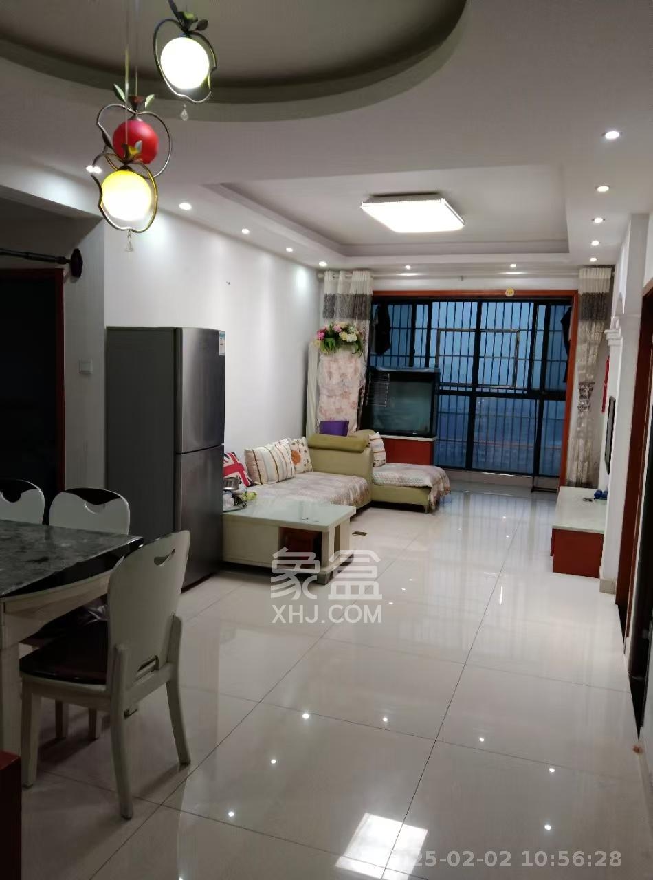 湘峰广场 2室2厅1卫 1500.0元/月 湘峰广场 2室2厅1卫 1500.0元/月室内图