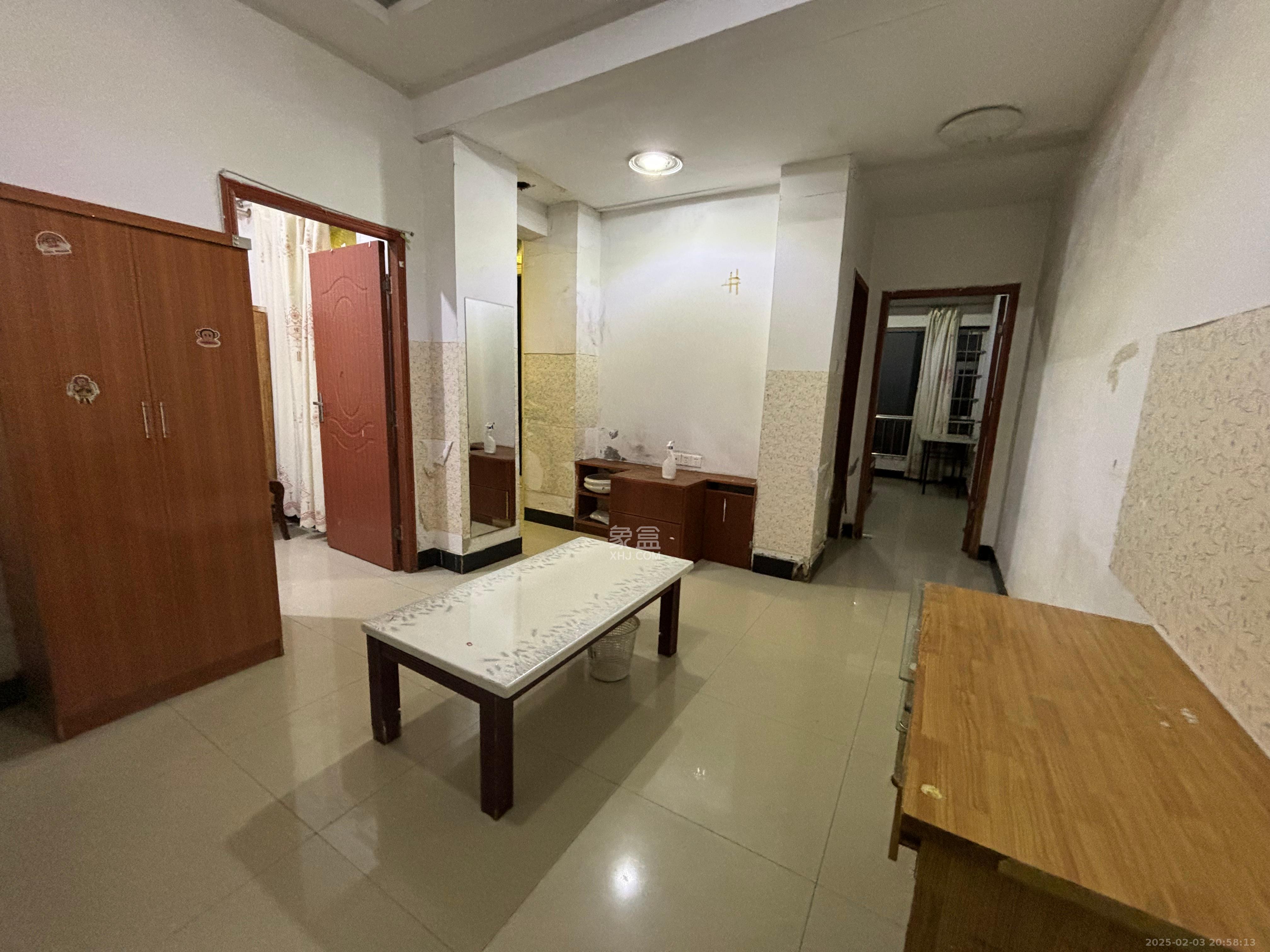 未来城科学家园  1室1厅1卫    1700.0元/月 未来城科学家园  1室1厅1卫    1700.0元/月室内图