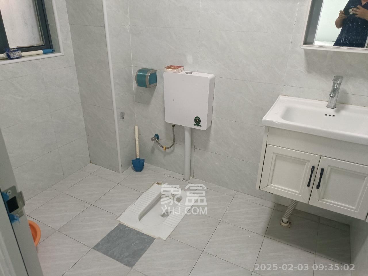 山水梅溪雅郡 1室0厅0卫 2400.0元/月 山水梅溪雅郡 1室0厅0卫 2400.0元/月室内图