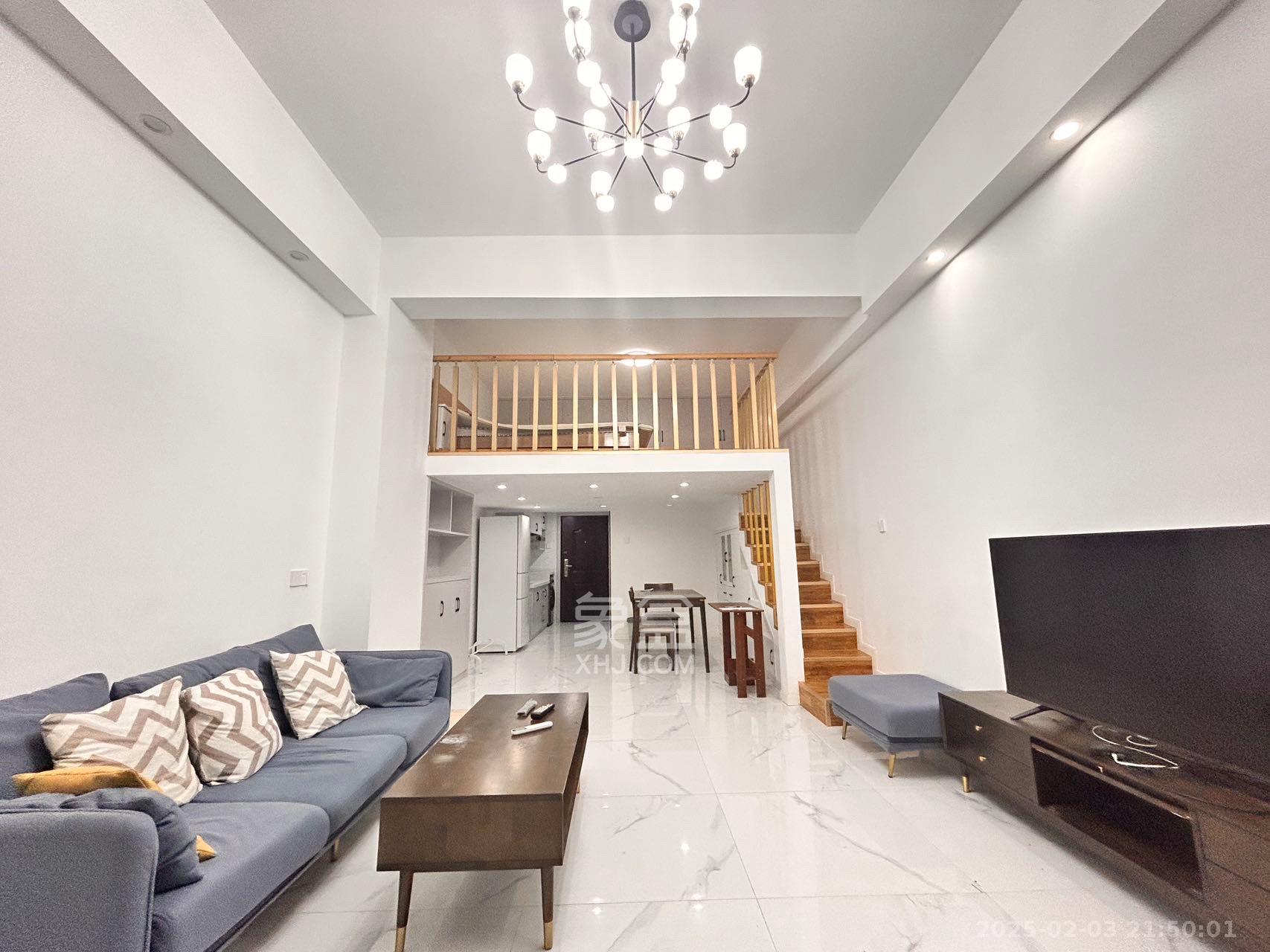 荣悦台 1室1厅1卫 2000.0元/月 荣悦台 1室1厅1卫 2000.0元/月室内图