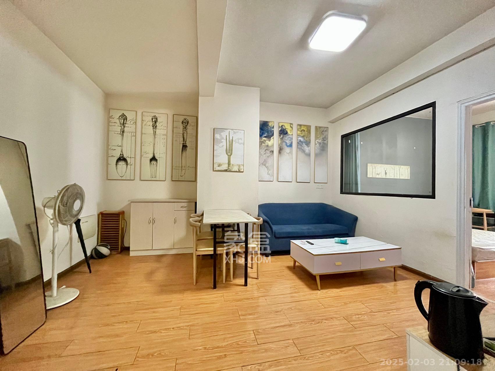 保利西海岸A区 2室1厅1卫 2600.0元/月 保利西海岸A区 2室1厅1卫 2600.0元/月室内图