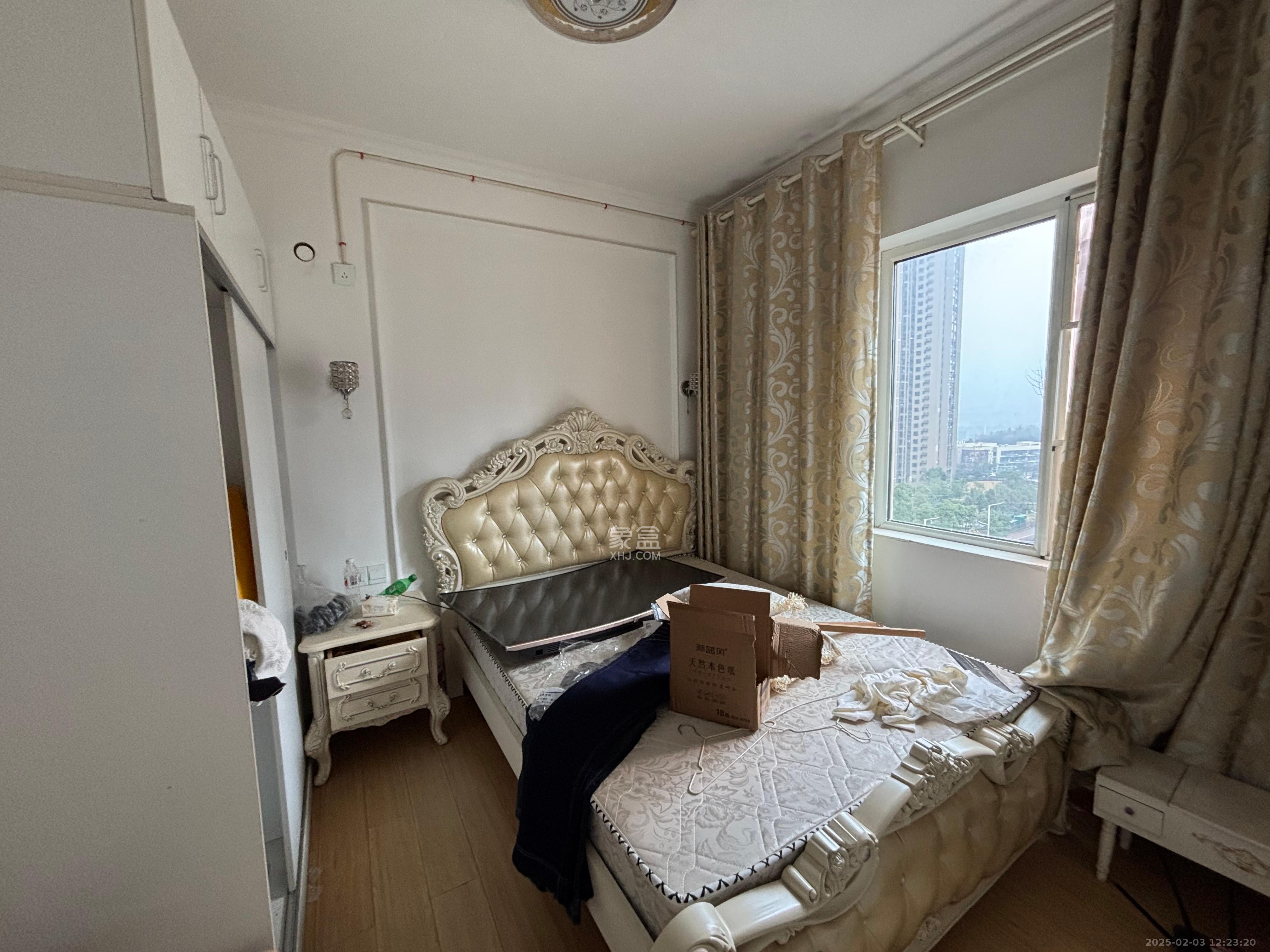 山与墅 2室2厅1卫 1800.0元/月 山与墅 2室2厅1卫 1800.0元/月室内图